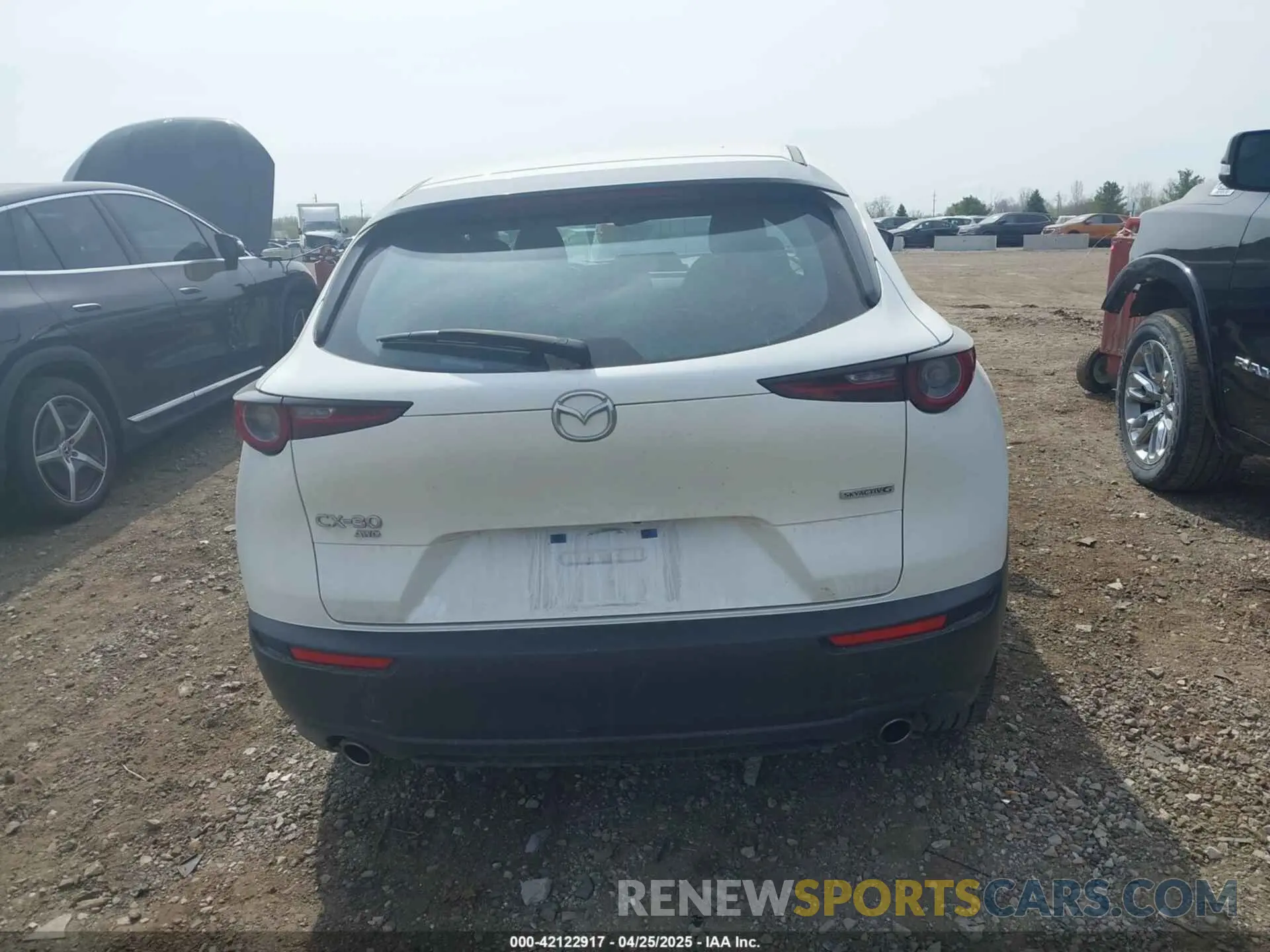 16 Photograph of a damaged car 3MVDMBAL6MM206130 MAZDA CX-30 2021