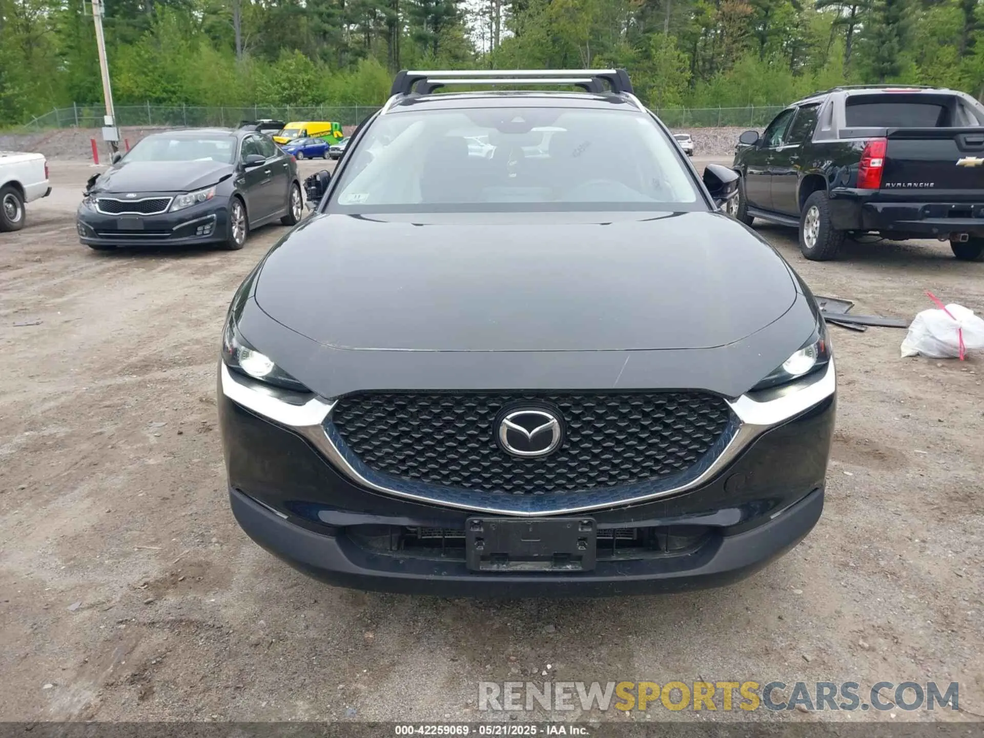 13 Photograph of a damaged car 3MVDMBAL6MM216396 MAZDA CX-30 2021