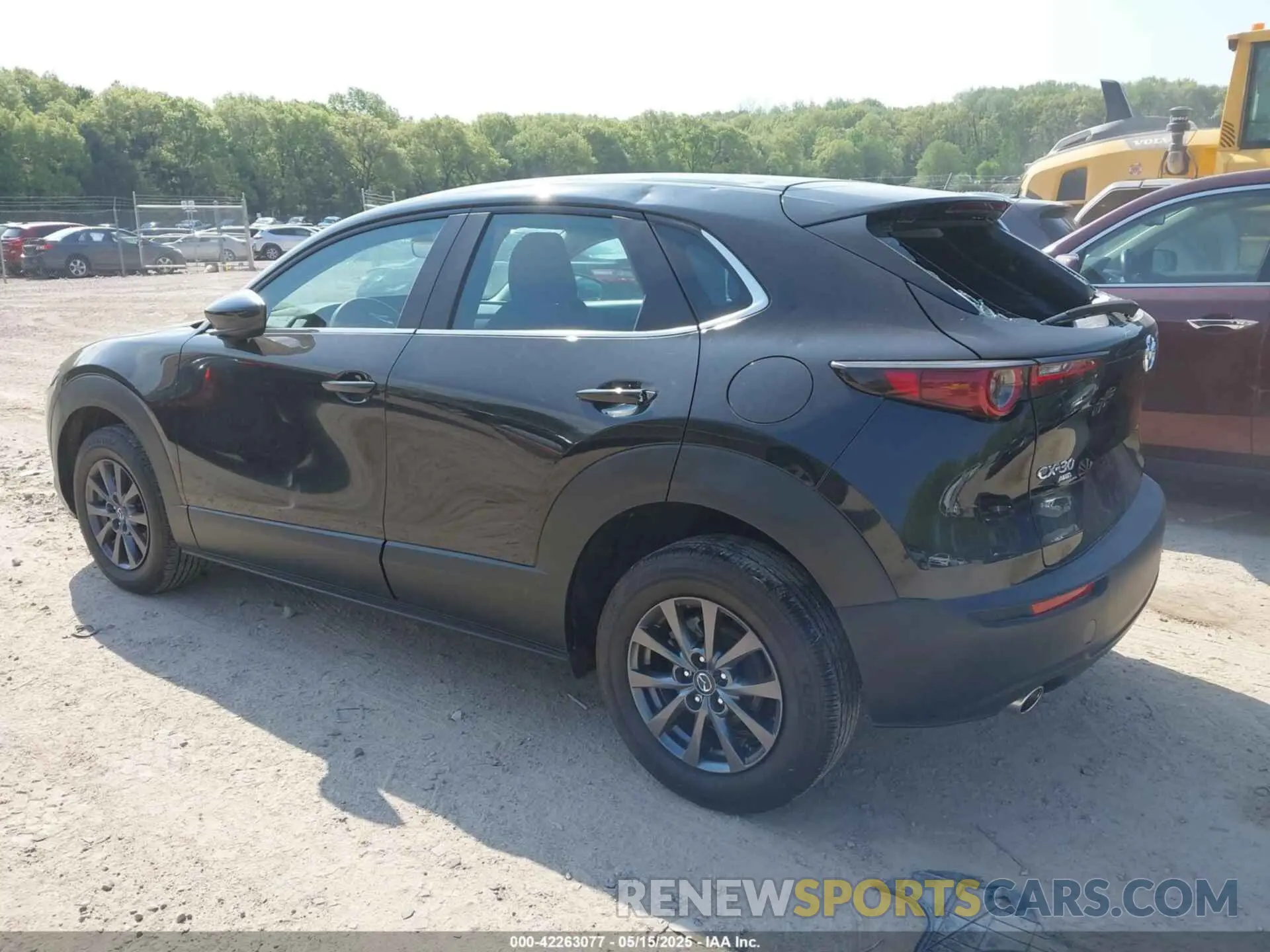 3 Photograph of a damaged car 3MVDMBAL6MM264948 MAZDA CX-30 2021