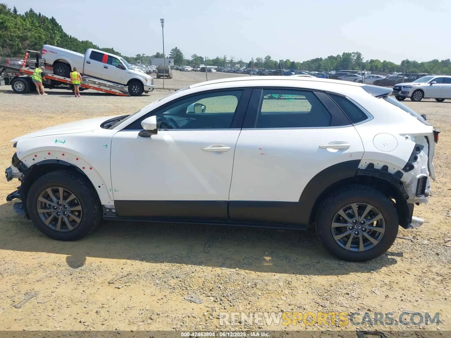 15 Photograph of a damaged car 3MVDMBAL7MM232767 MAZDA CX-30 2021