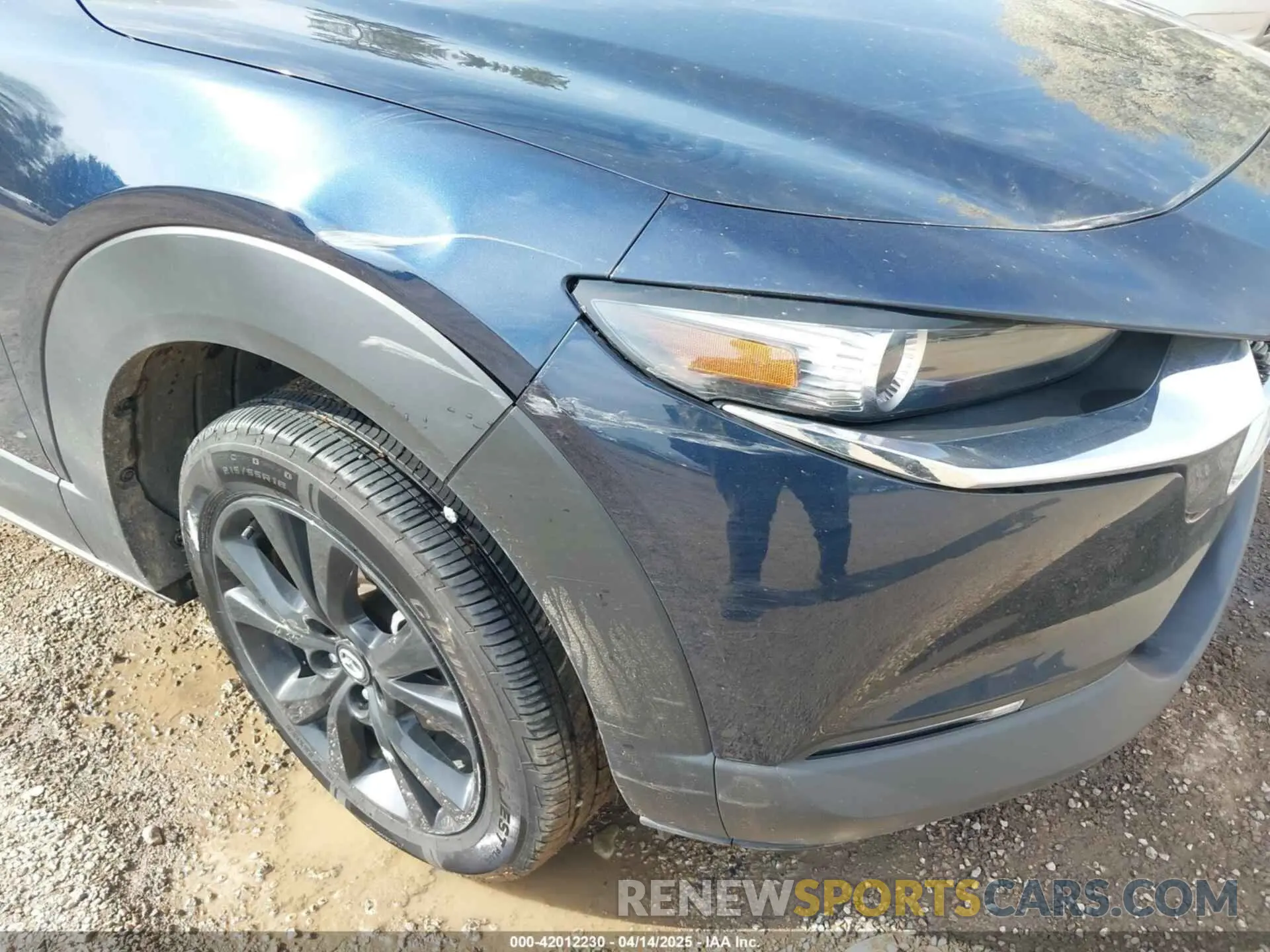 18 Photograph of a damaged car 3MVDMBAY1MM309628 MAZDA CX-30 2021
