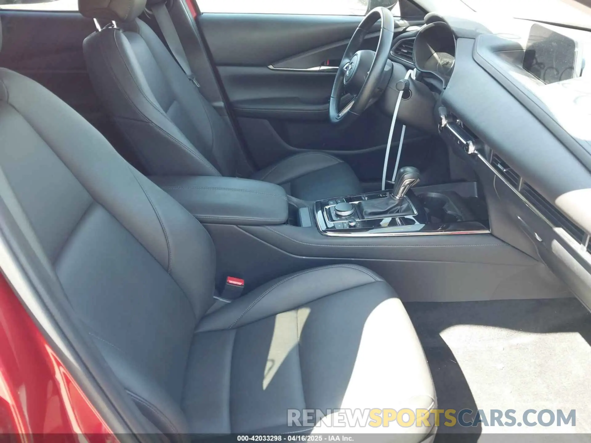 5 Photograph of a damaged car 3MVDMBAY7MM234224 MAZDA CX-30 2021