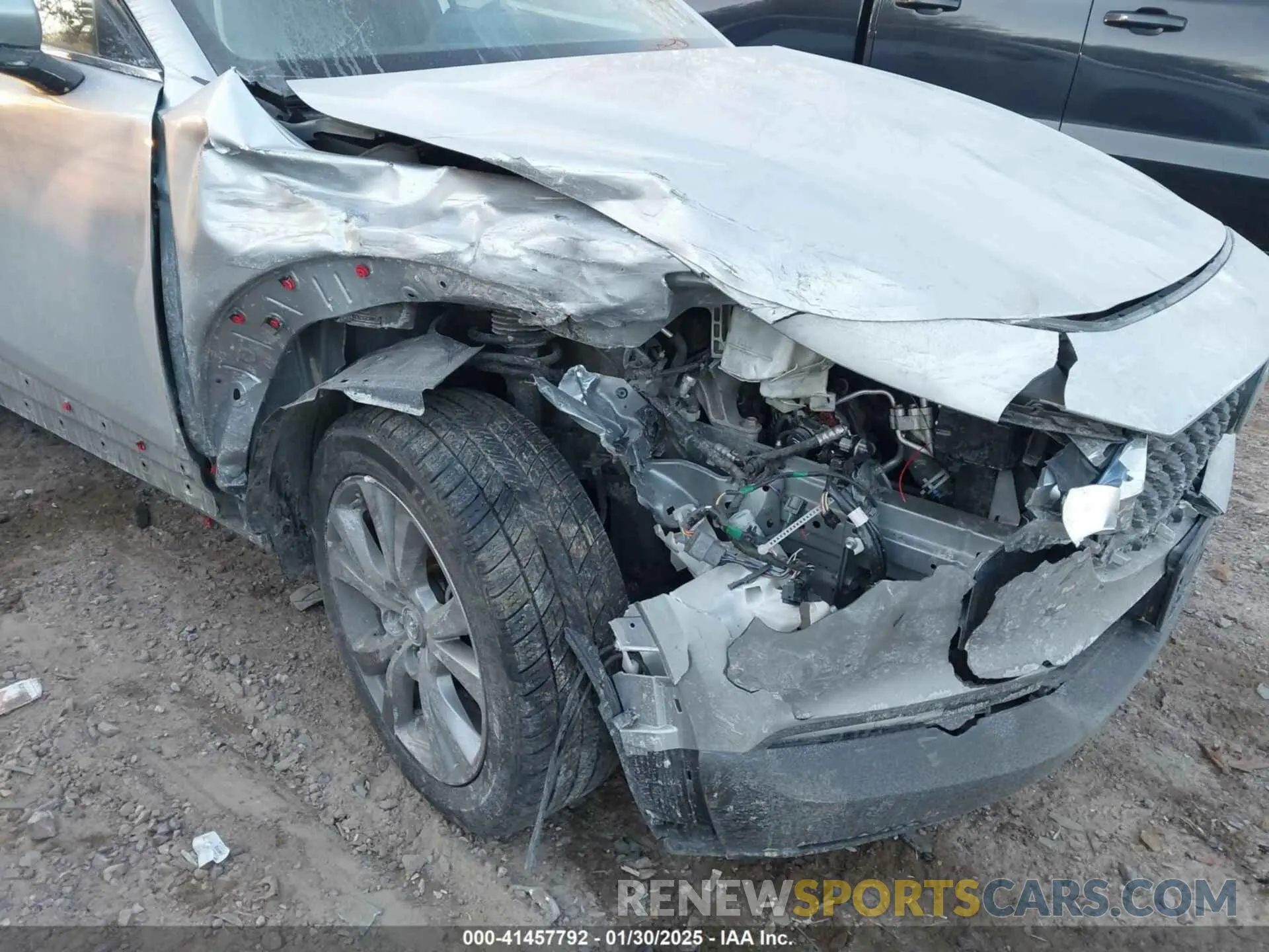 6 Photograph of a damaged car 3MVDMBBL0MM237386 MAZDA CX-30 2021