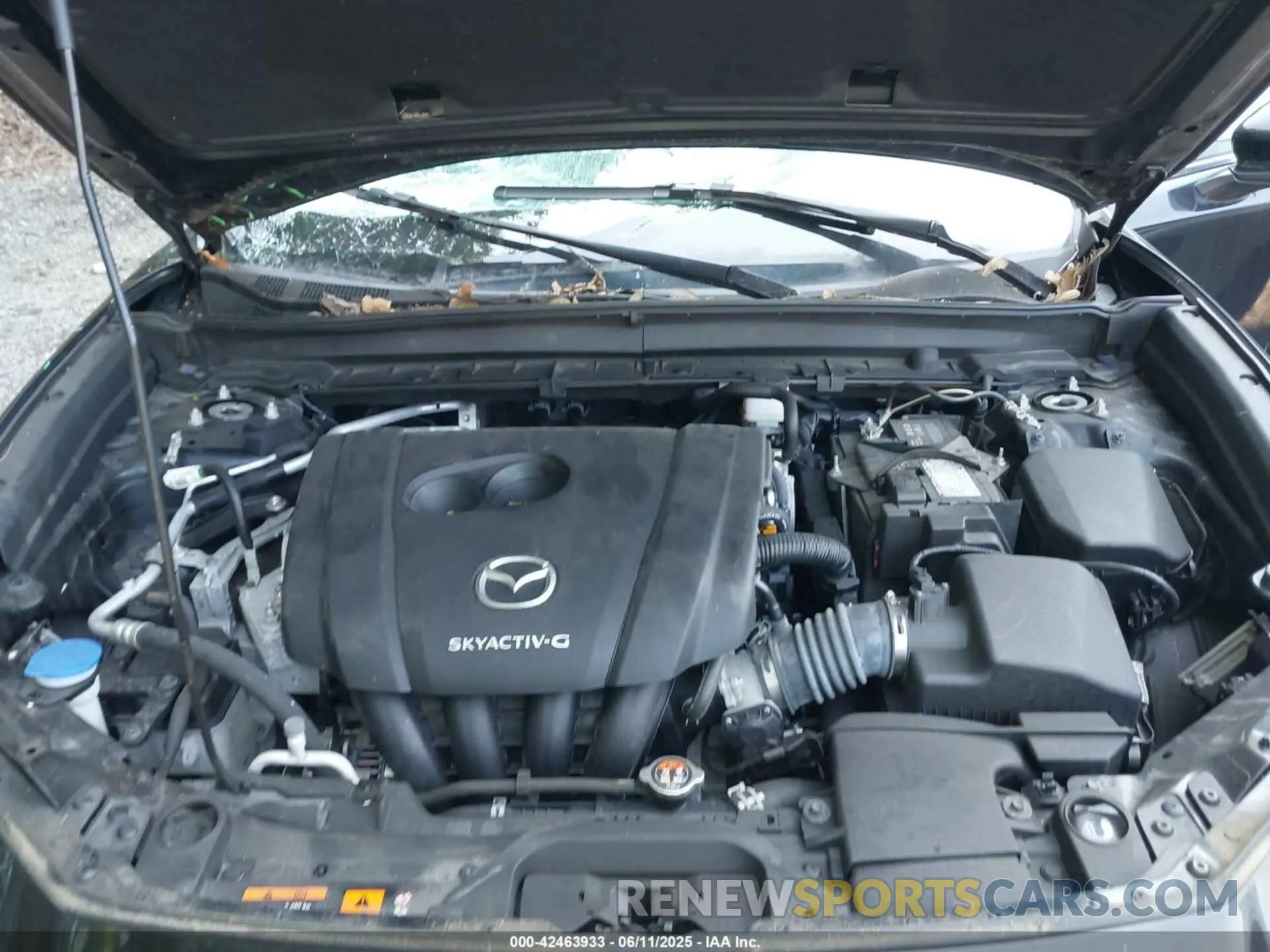 10 Photograph of a damaged car 3MVDMBBL1MM234920 MAZDA CX-30 2021