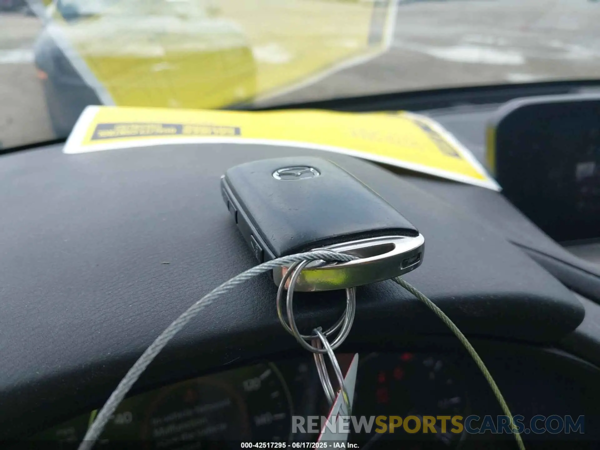 11 Photograph of a damaged car 3MVDMBBL1MM245514 MAZDA CX-30 2021