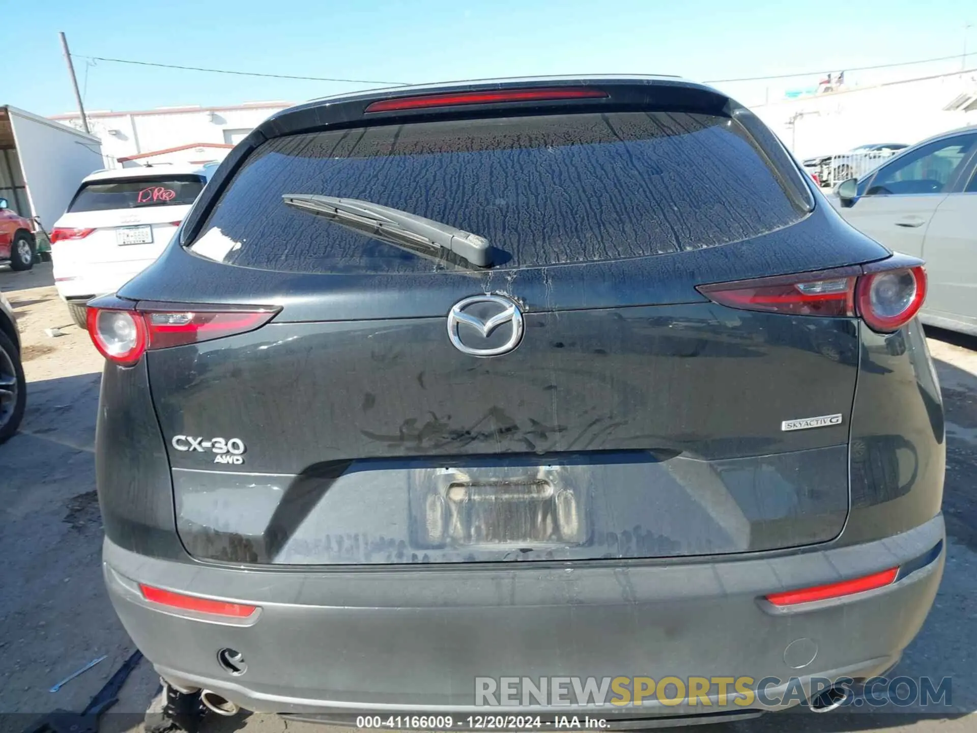 16 Photograph of a damaged car 3MVDMBBL1MM260529 MAZDA CX-30 2021