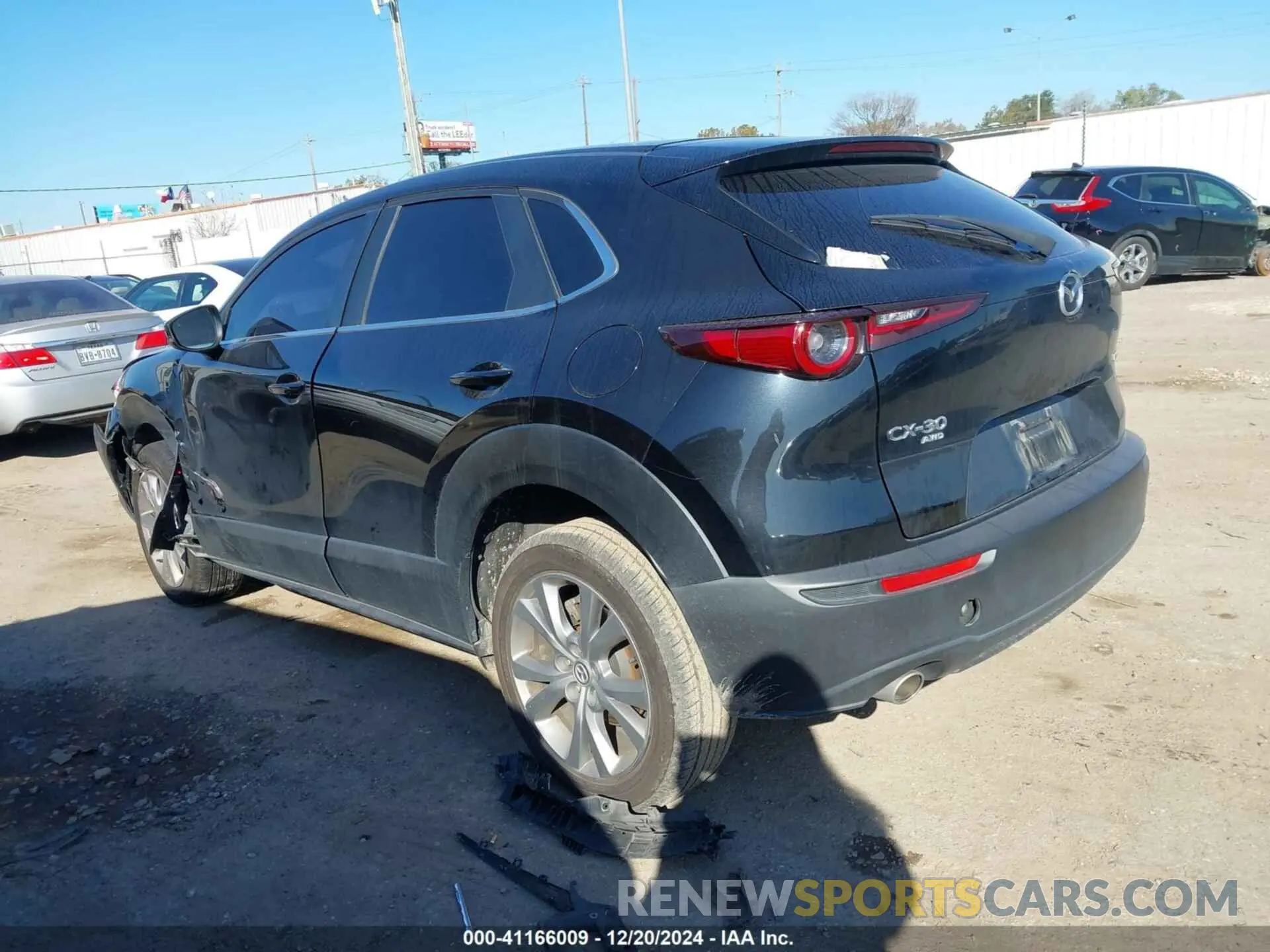 3 Photograph of a damaged car 3MVDMBBL1MM260529 MAZDA CX-30 2021
