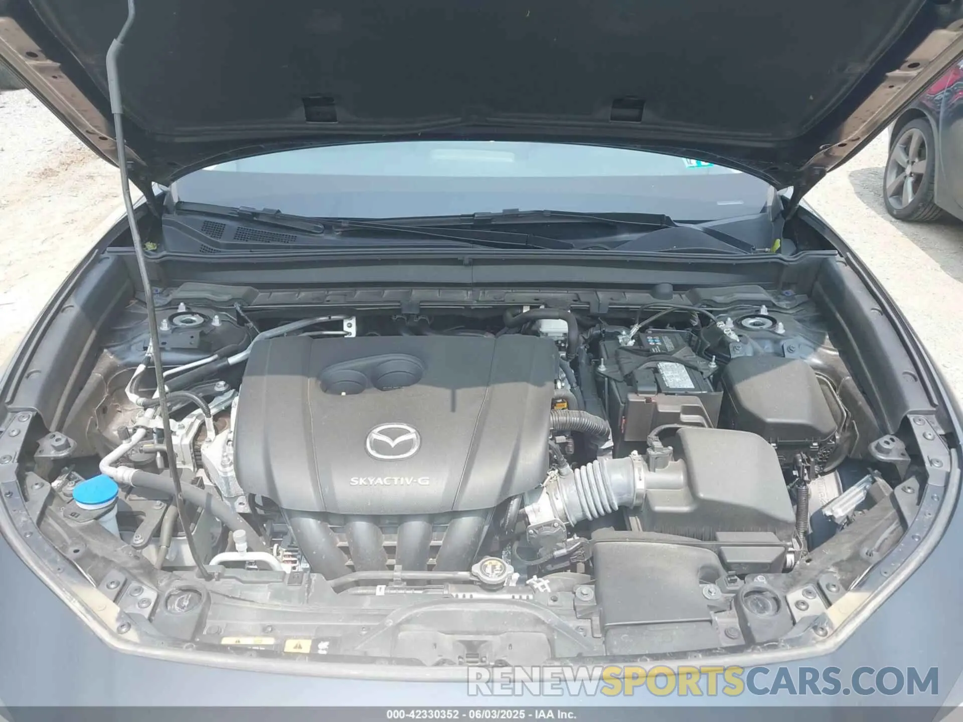 10 Photograph of a damaged car 3MVDMBBL2MM263309 MAZDA CX-30 2021