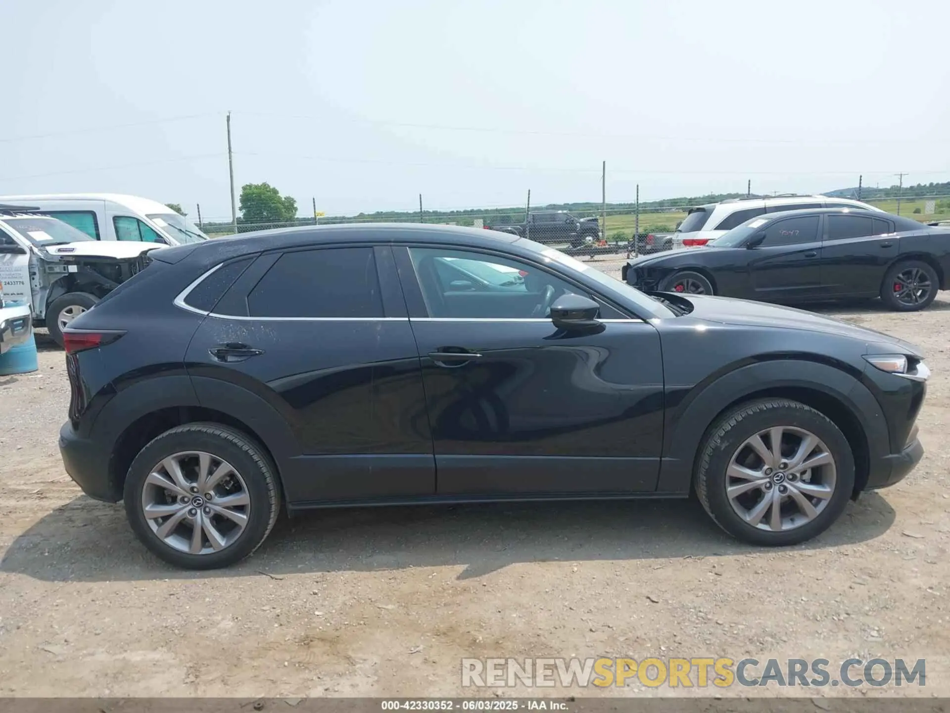 13 Photograph of a damaged car 3MVDMBBL2MM263309 MAZDA CX-30 2021