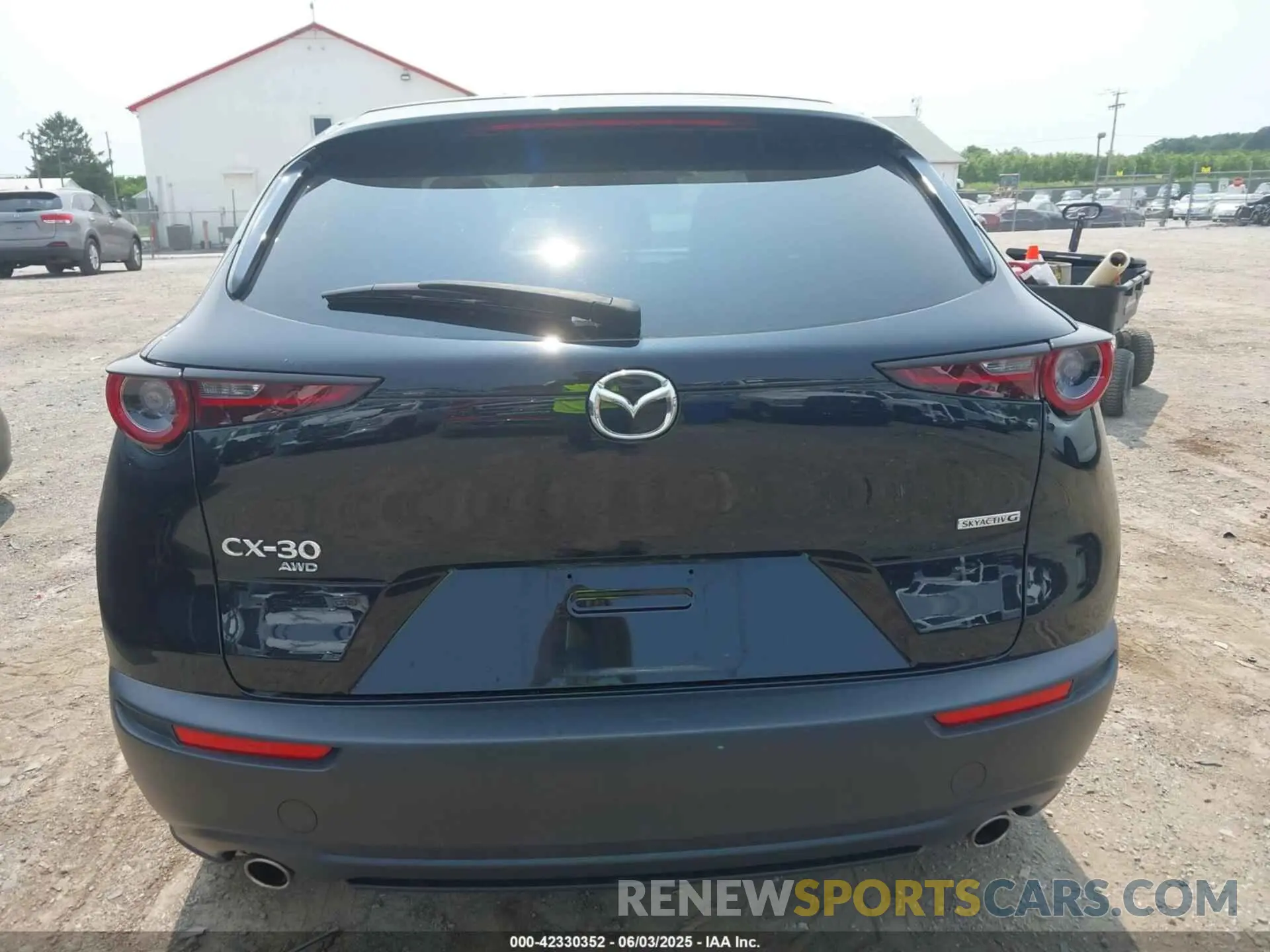 16 Photograph of a damaged car 3MVDMBBL2MM263309 MAZDA CX-30 2021
