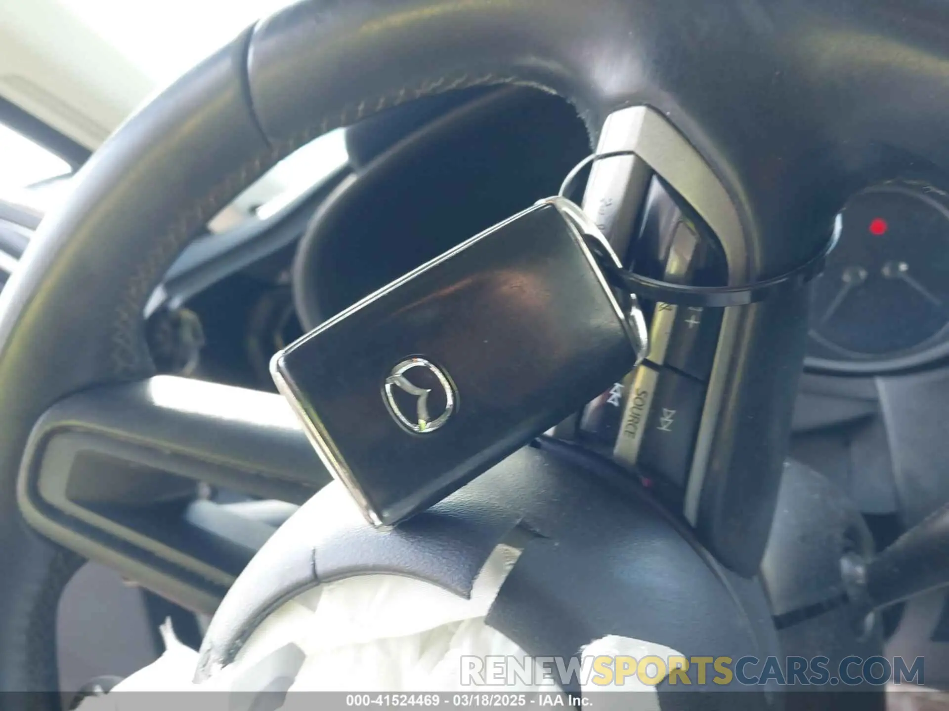 11 Photograph of a damaged car 3MVDMBBL3MM224650 MAZDA CX-30 2021