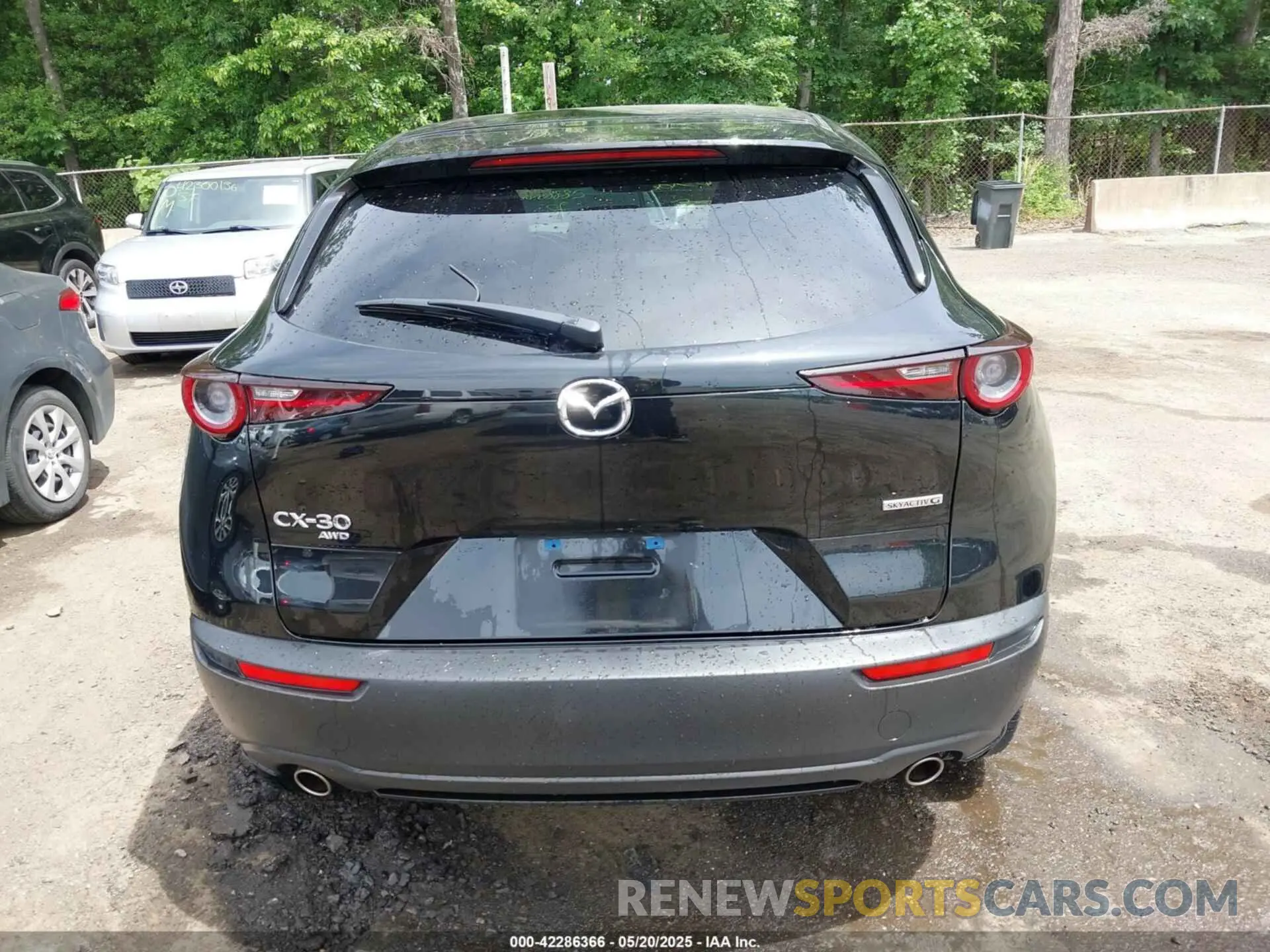 16 Photograph of a damaged car 3MVDMBBL3MM313375 MAZDA CX-30 2021