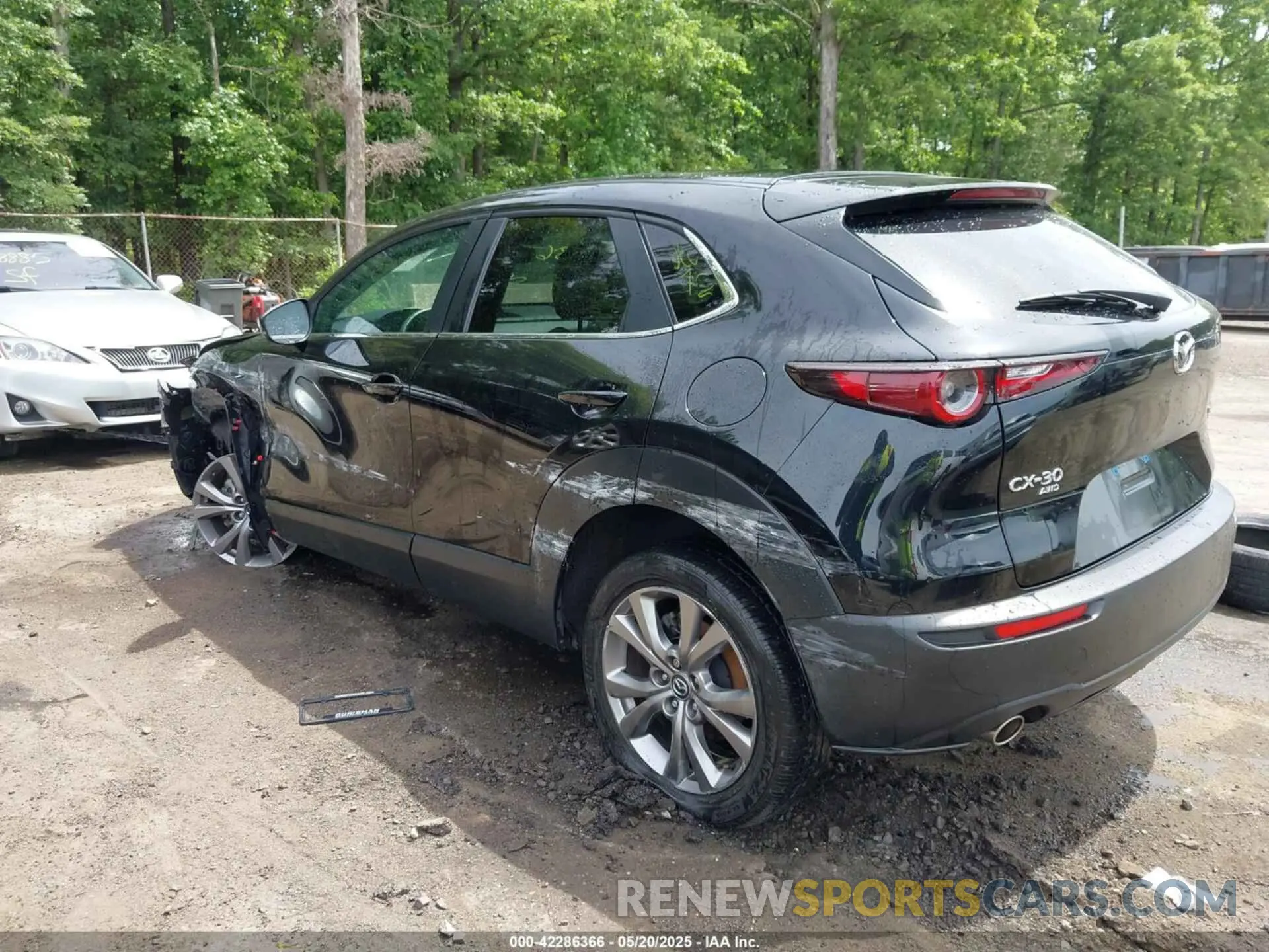 3 Photograph of a damaged car 3MVDMBBL3MM313375 MAZDA CX-30 2021