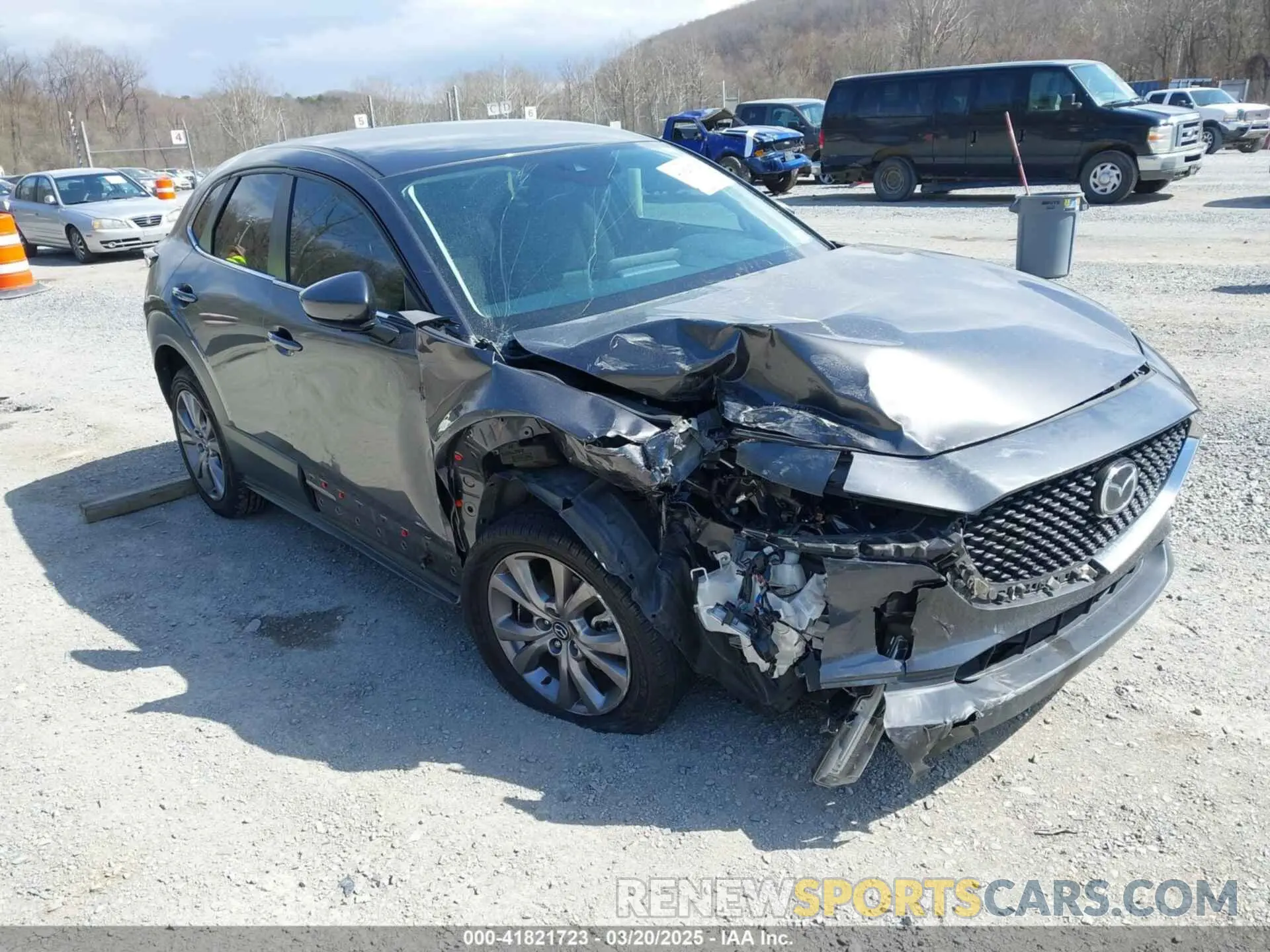 1 Photograph of a damaged car 3MVDMBBL5MM224326 MAZDA CX-30 2021