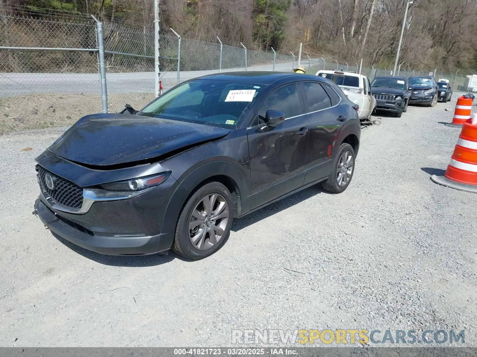 2 Photograph of a damaged car 3MVDMBBL5MM224326 MAZDA CX-30 2021