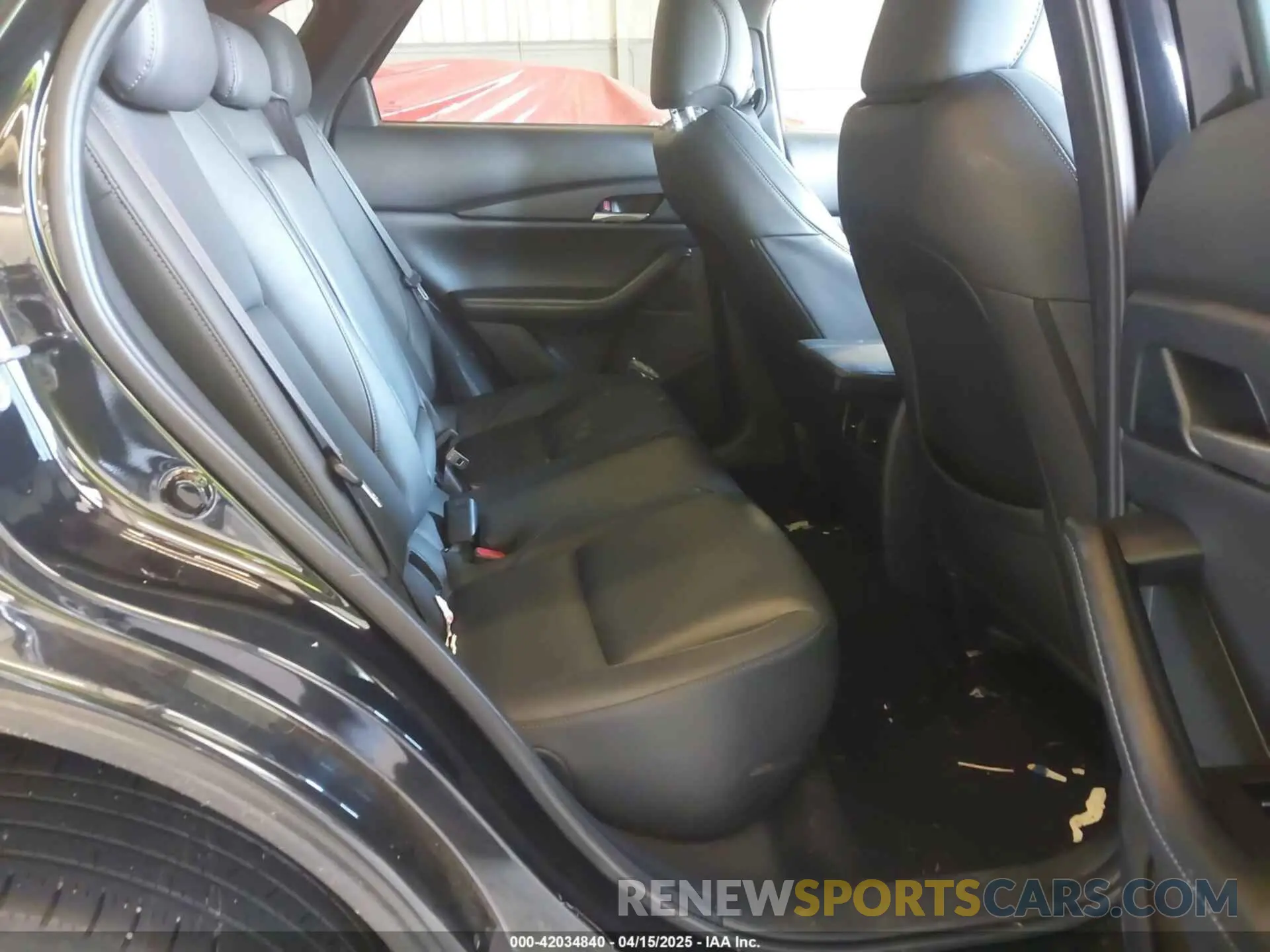 8 Photograph of a damaged car 3MVDMBBL7MM248479 MAZDA CX-30 2021