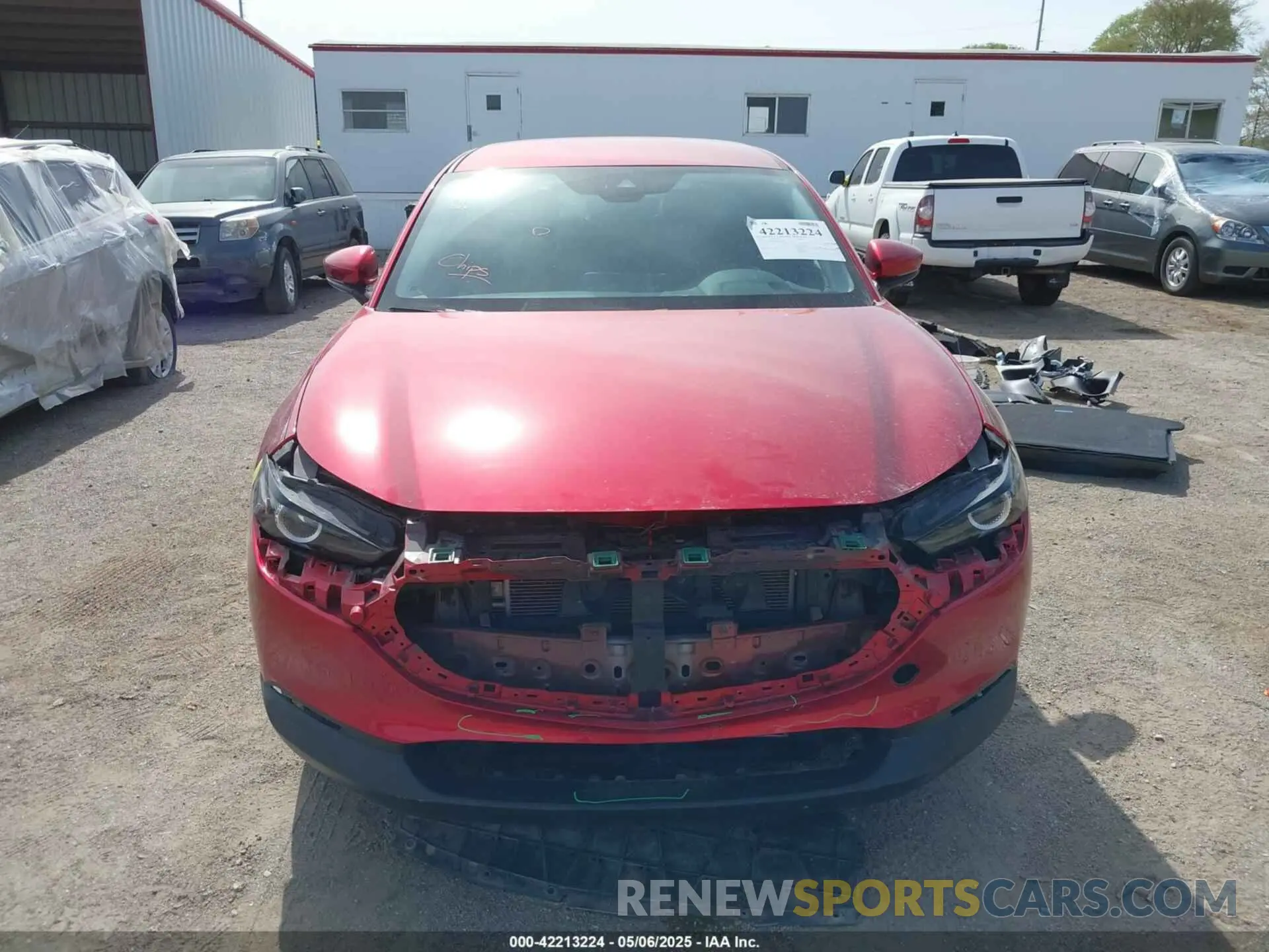 6 Photograph of a damaged car 3MVDMBBL8MM250466 MAZDA CX-30 2021