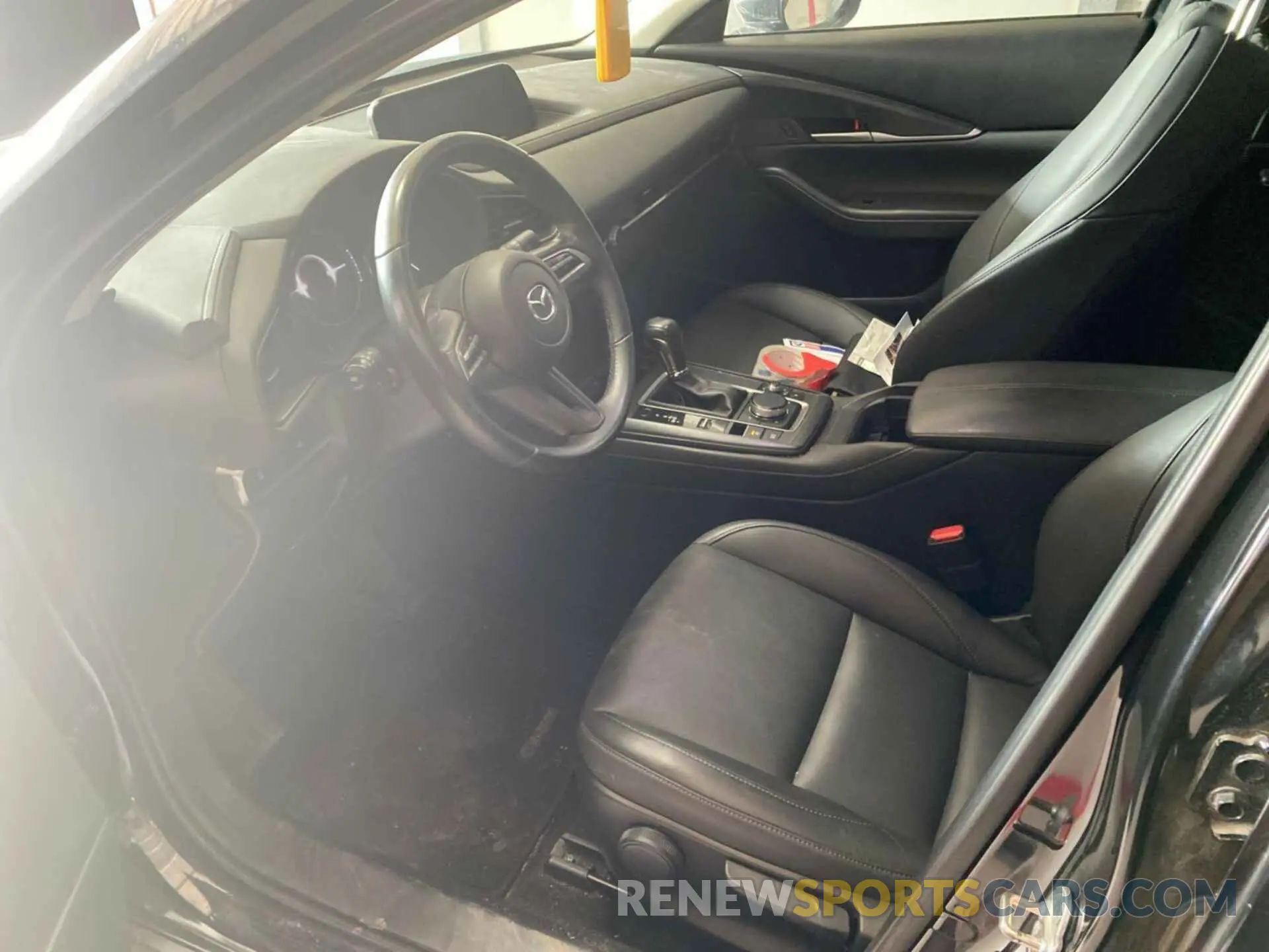 19 Photograph of a damaged car 3MVDMBBL8MM270541 MAZDA CX-30 2021