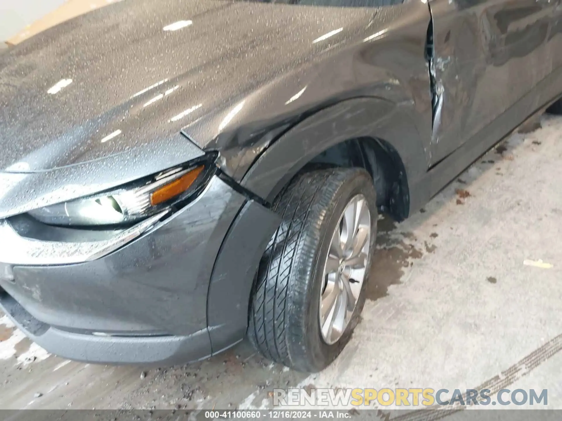 6 Photograph of a damaged car 3MVDMBBL8MM312187 MAZDA CX-30 2021