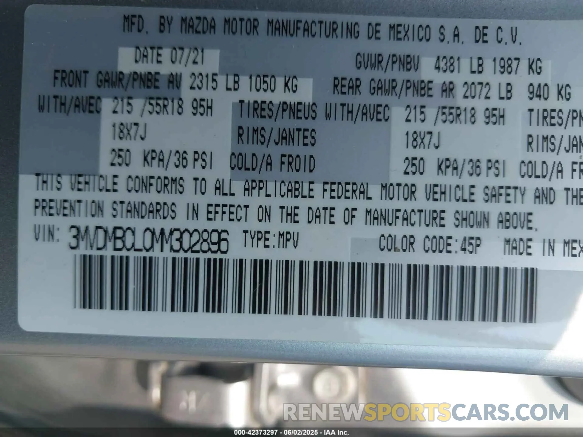 12 Photograph of a damaged car 3MVDMBCL0MM302896 MAZDA CX-30 2021
