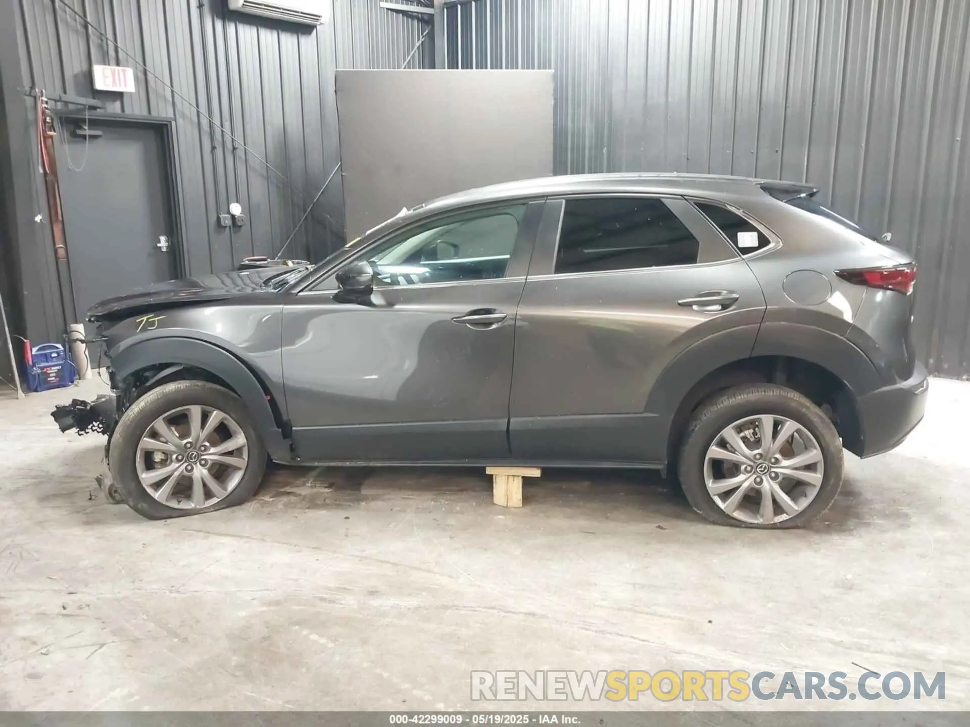 15 Photograph of a damaged car 3MVDMBCL1MM247701 MAZDA CX-30 2021