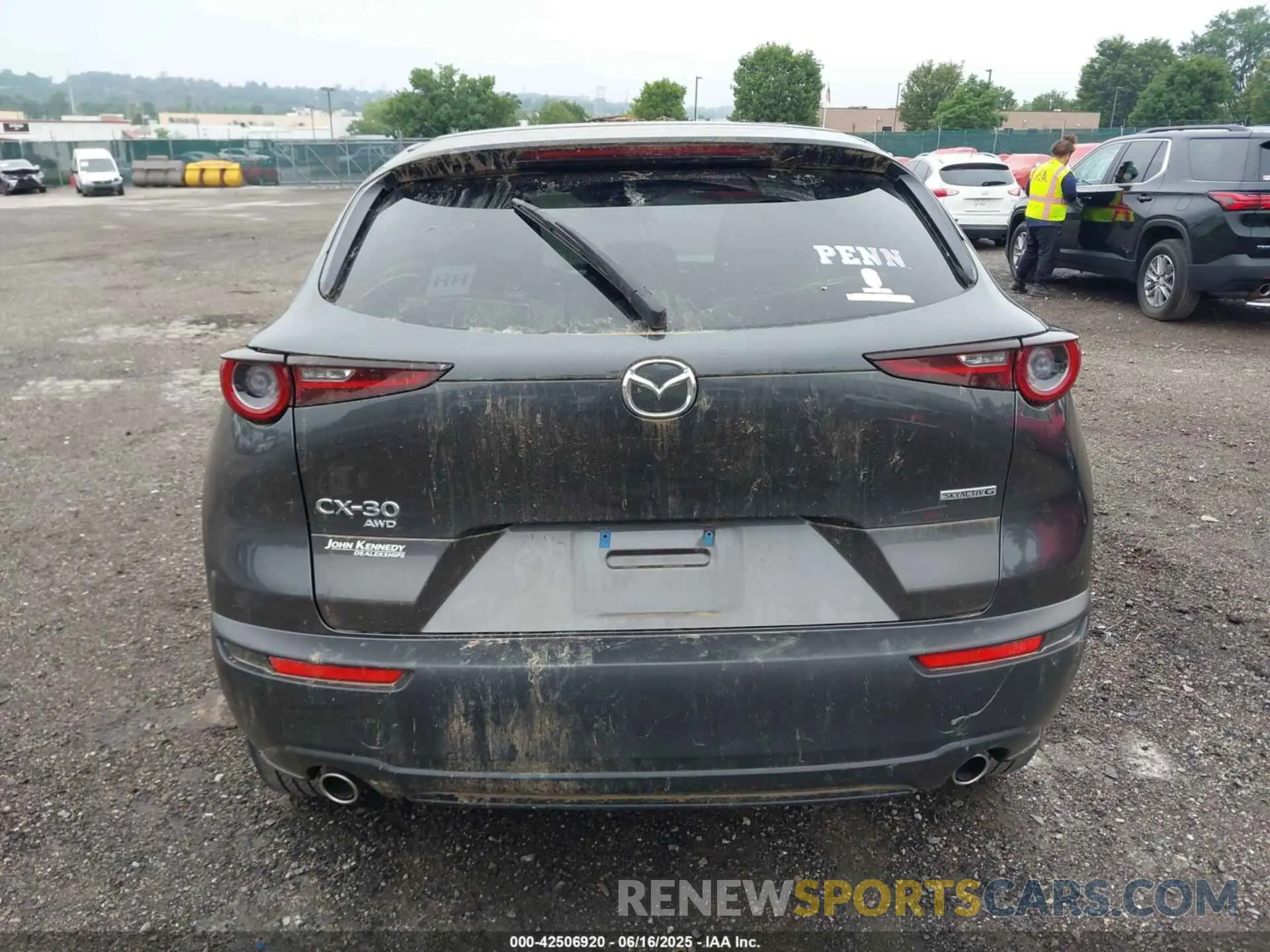 16 Photograph of a damaged car 3MVDMBCL3MM213601 MAZDA CX-30 2021