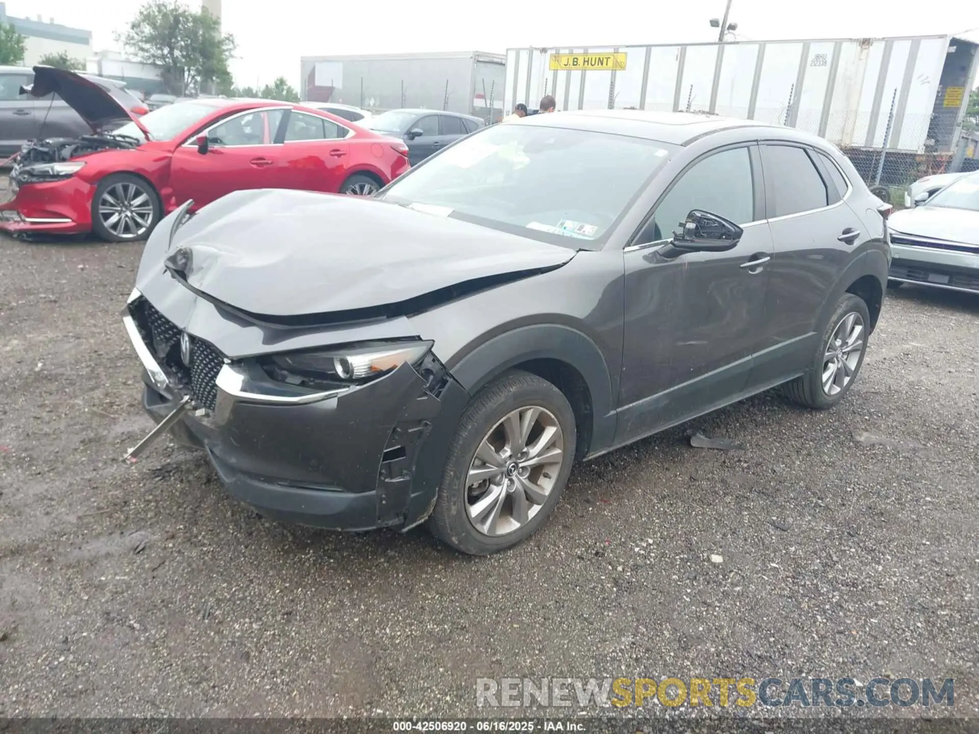 2 Photograph of a damaged car 3MVDMBCL3MM213601 MAZDA CX-30 2021