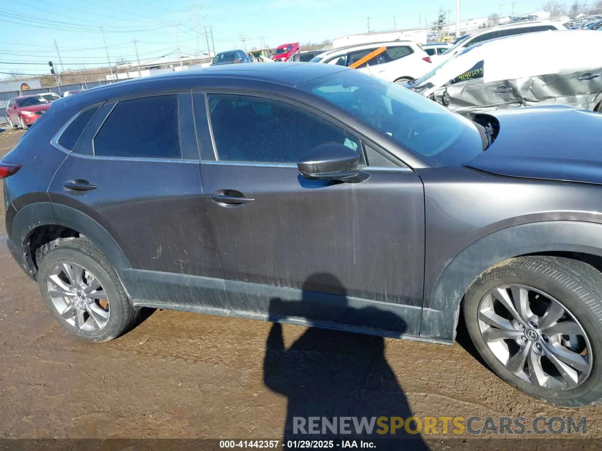 13 Photograph of a damaged car 3MVDMBCL4MM224154 MAZDA CX-30 2021