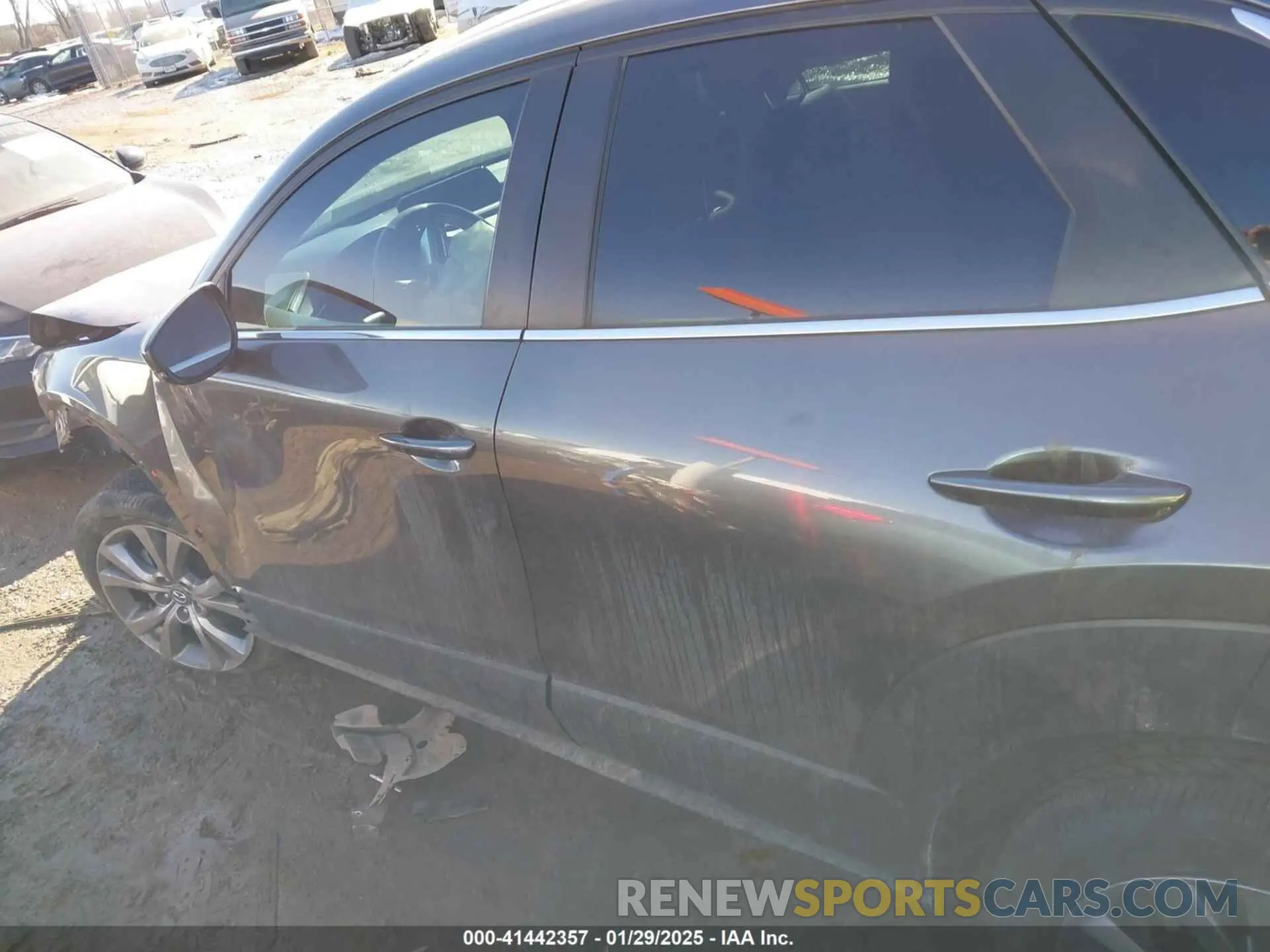 14 Photograph of a damaged car 3MVDMBCL4MM224154 MAZDA CX-30 2021