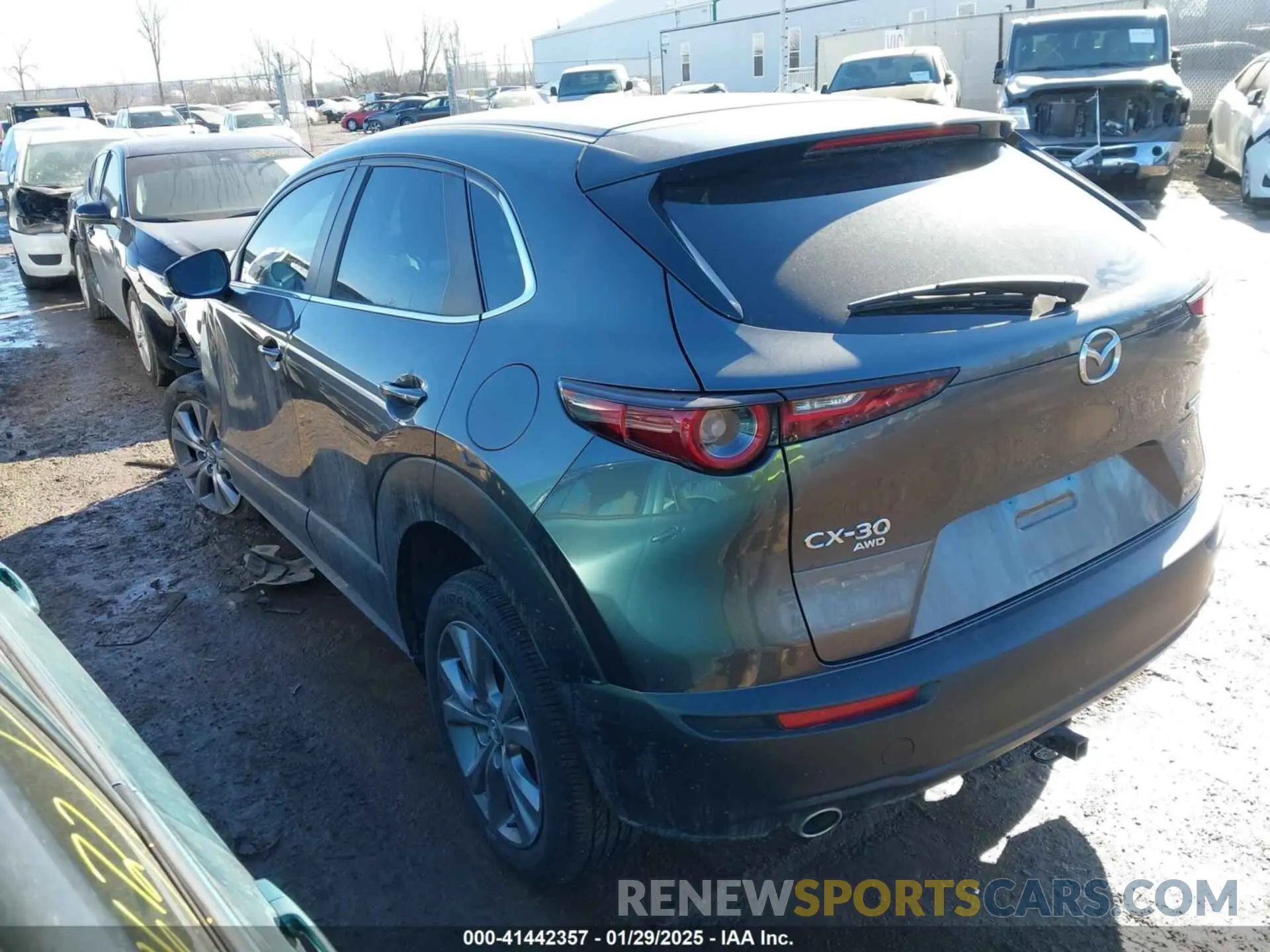 3 Photograph of a damaged car 3MVDMBCL4MM224154 MAZDA CX-30 2021