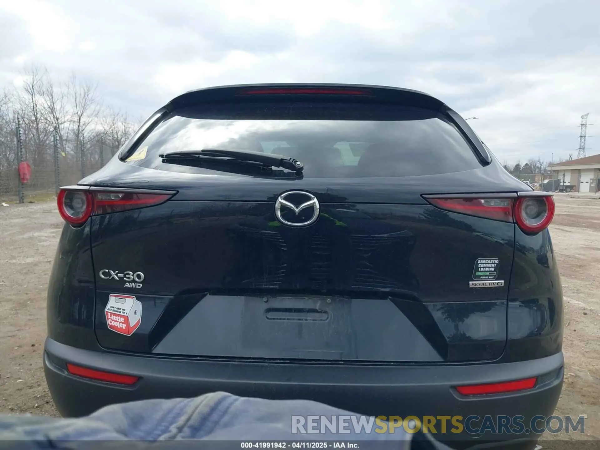 16 Photograph of a damaged car 3MVDMBCL5MM205824 MAZDA CX-30 2021