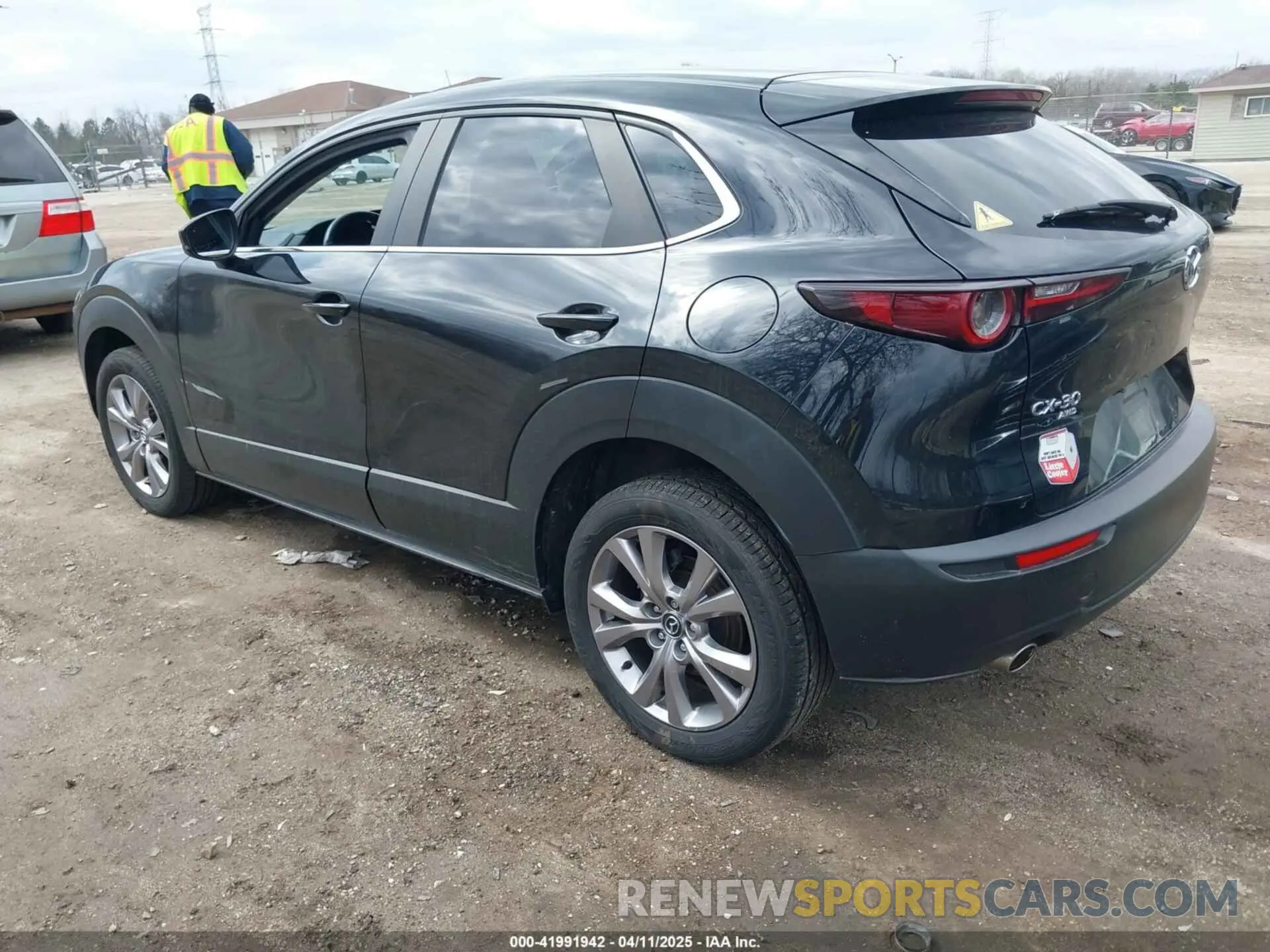 3 Photograph of a damaged car 3MVDMBCL5MM205824 MAZDA CX-30 2021