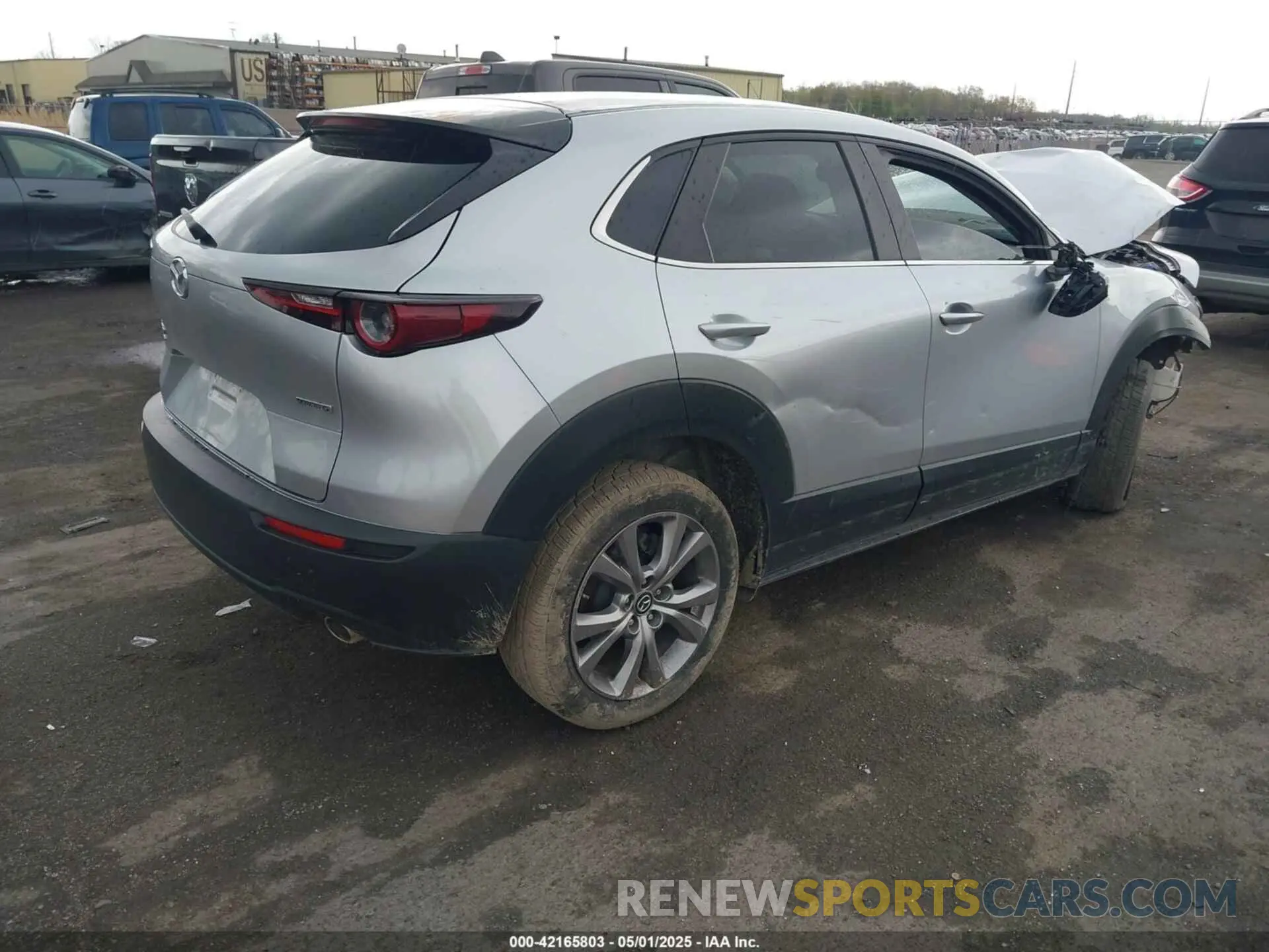4 Photograph of a damaged car 3MVDMBCL6MM240663 MAZDA CX-30 2021