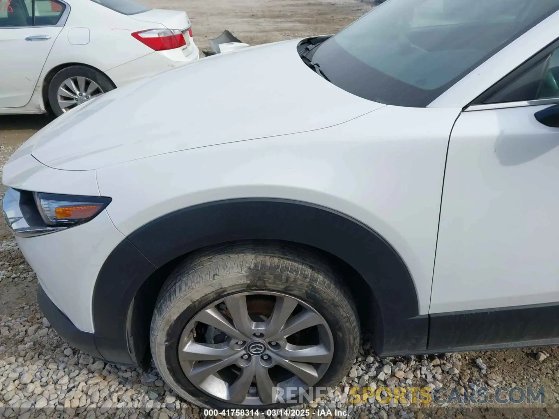 19 Photograph of a damaged car 3MVDMBCLXMM212008 MAZDA CX-30 2021