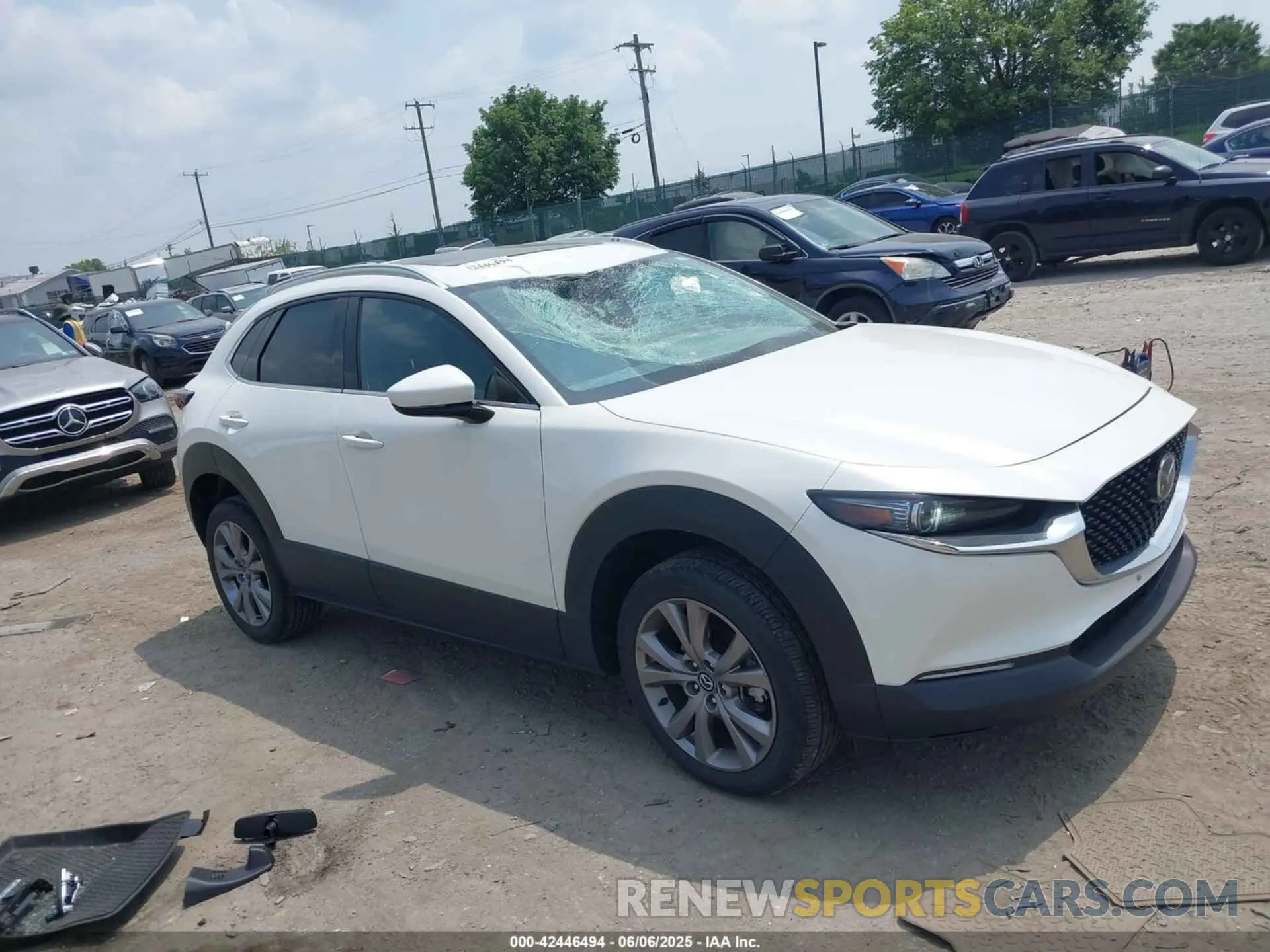 1 Photograph of a damaged car 3MVDMBDL0MM307045 MAZDA CX-30 2021