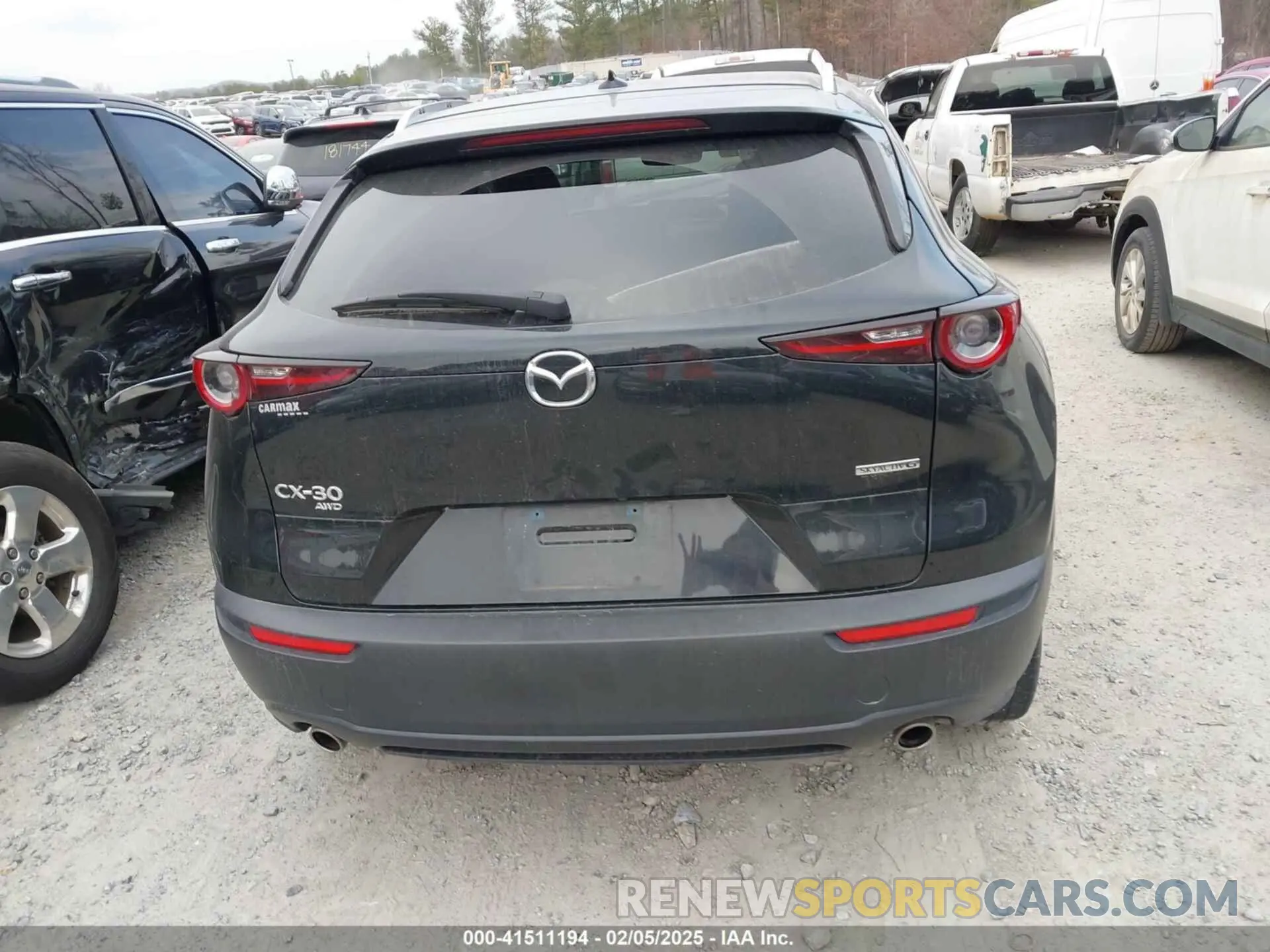 16 Photograph of a damaged car 3MVDMBDL1MM306485 MAZDA CX-30 2021
