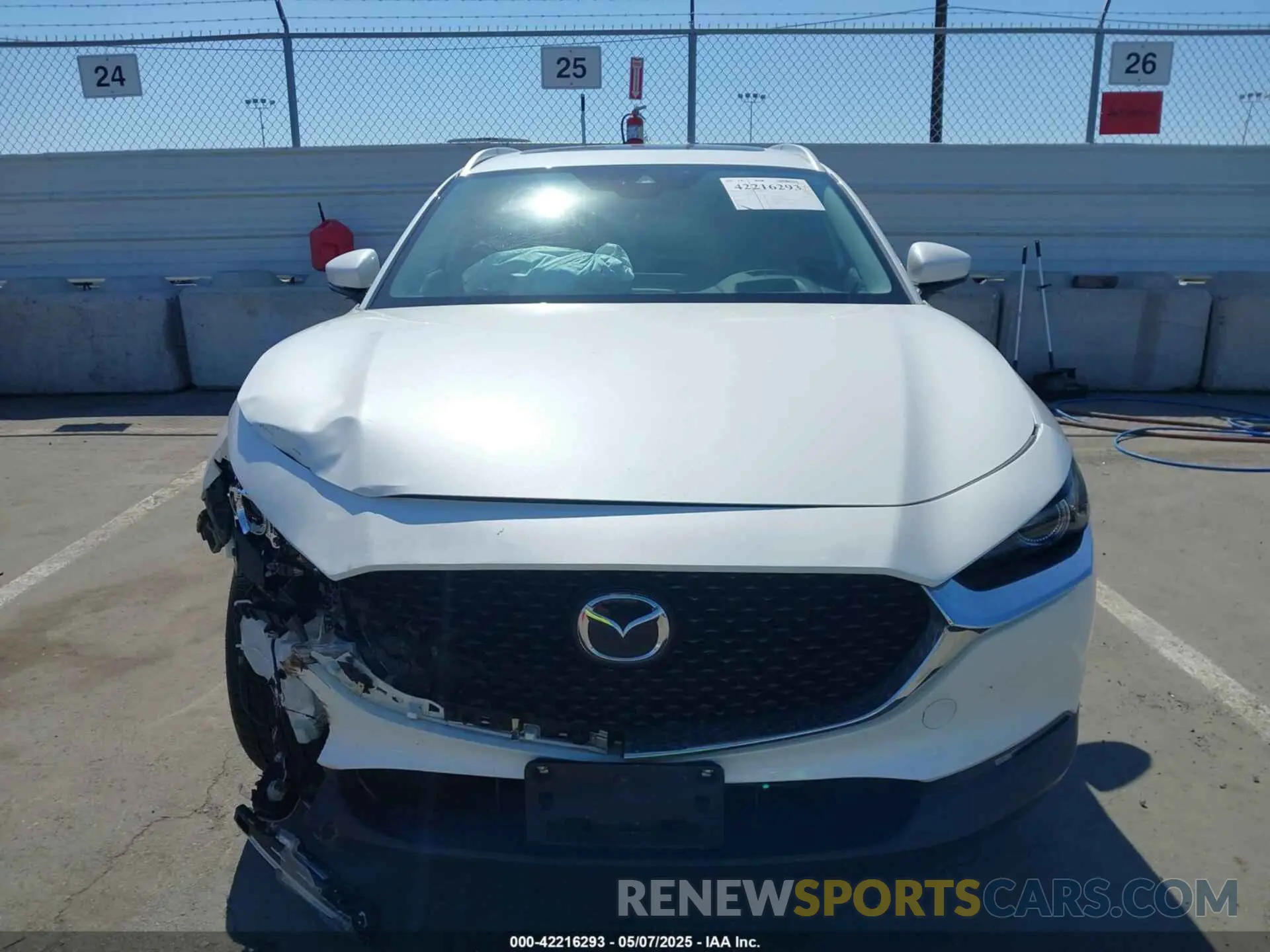 12 Photograph of a damaged car 3MVDMBDL4MM319747 MAZDA CX-30 2021