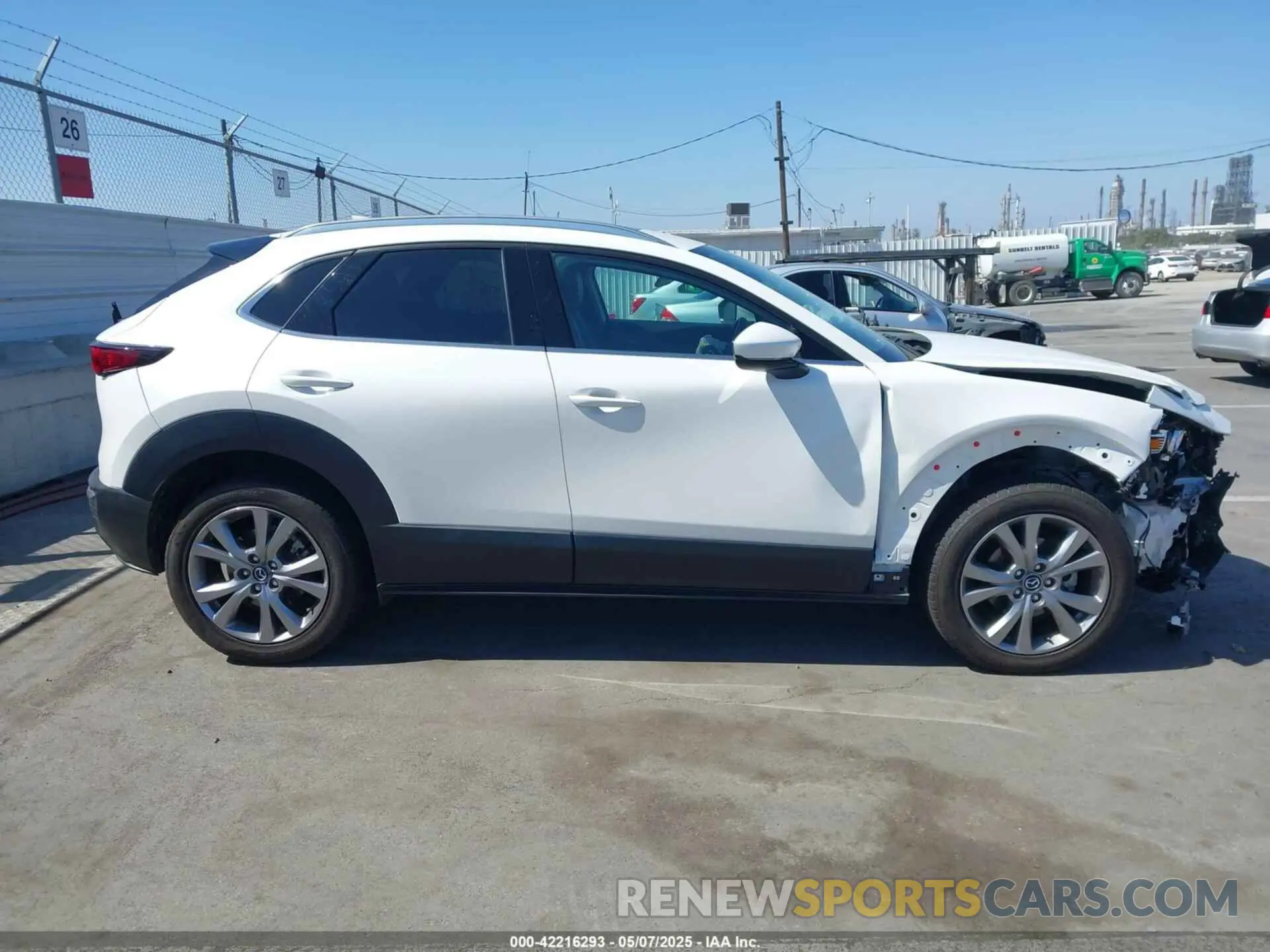 13 Photograph of a damaged car 3MVDMBDL4MM319747 MAZDA CX-30 2021