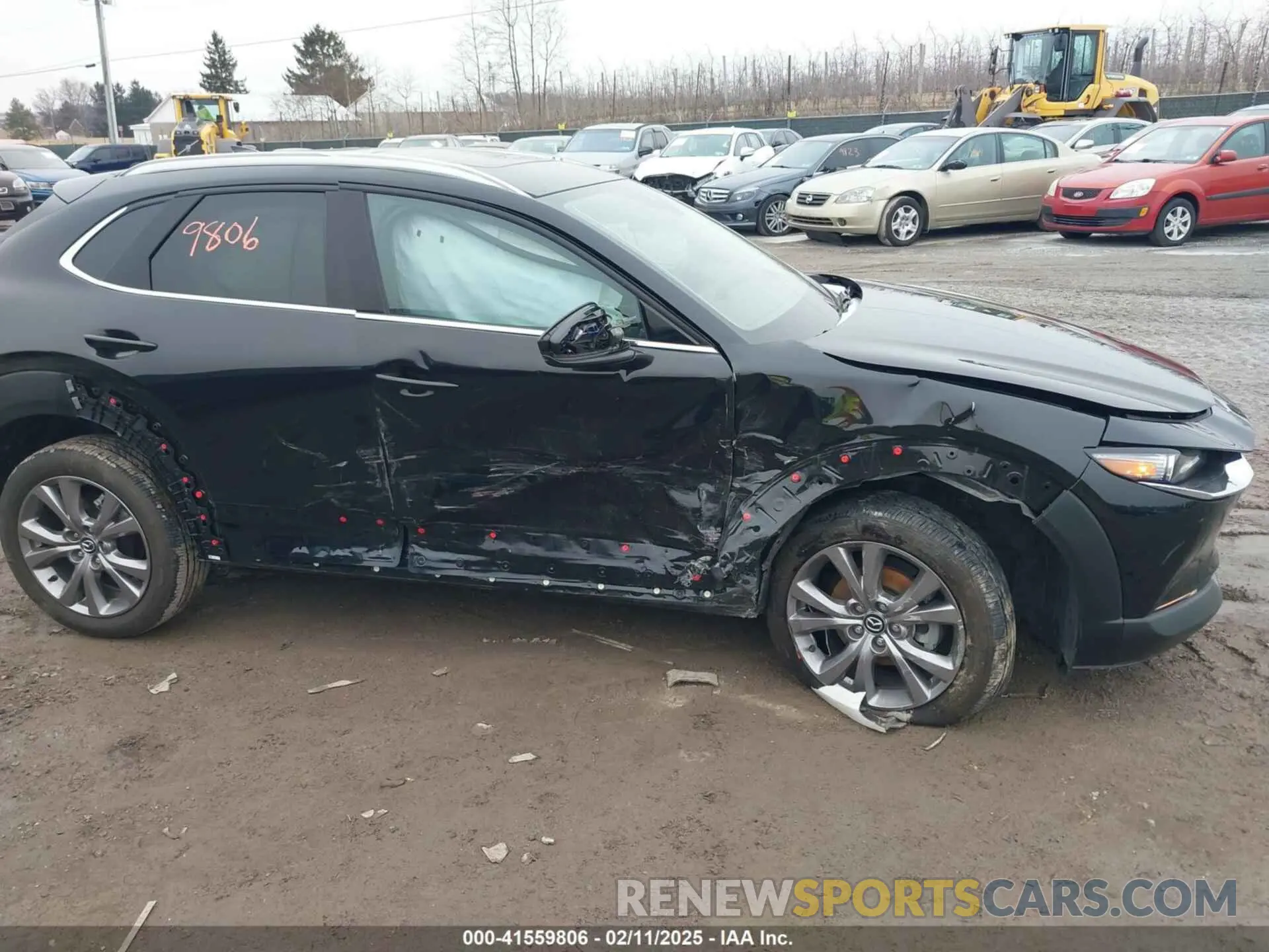 6 Photograph of a damaged car 3MVDMBDL5MM317988 MAZDA CX-30 2021