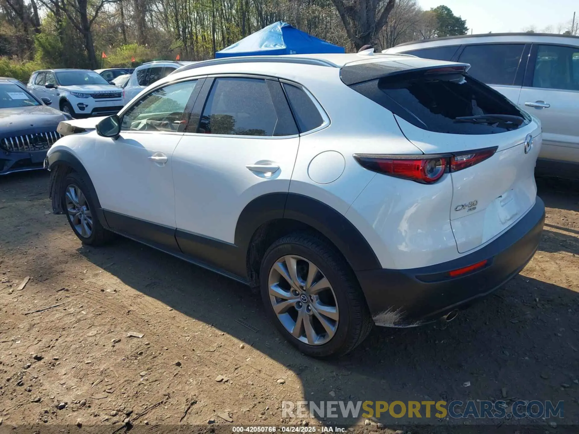 3 Photograph of a damaged car 3MVDMBDM0MM237278 MAZDA CX-30 2021