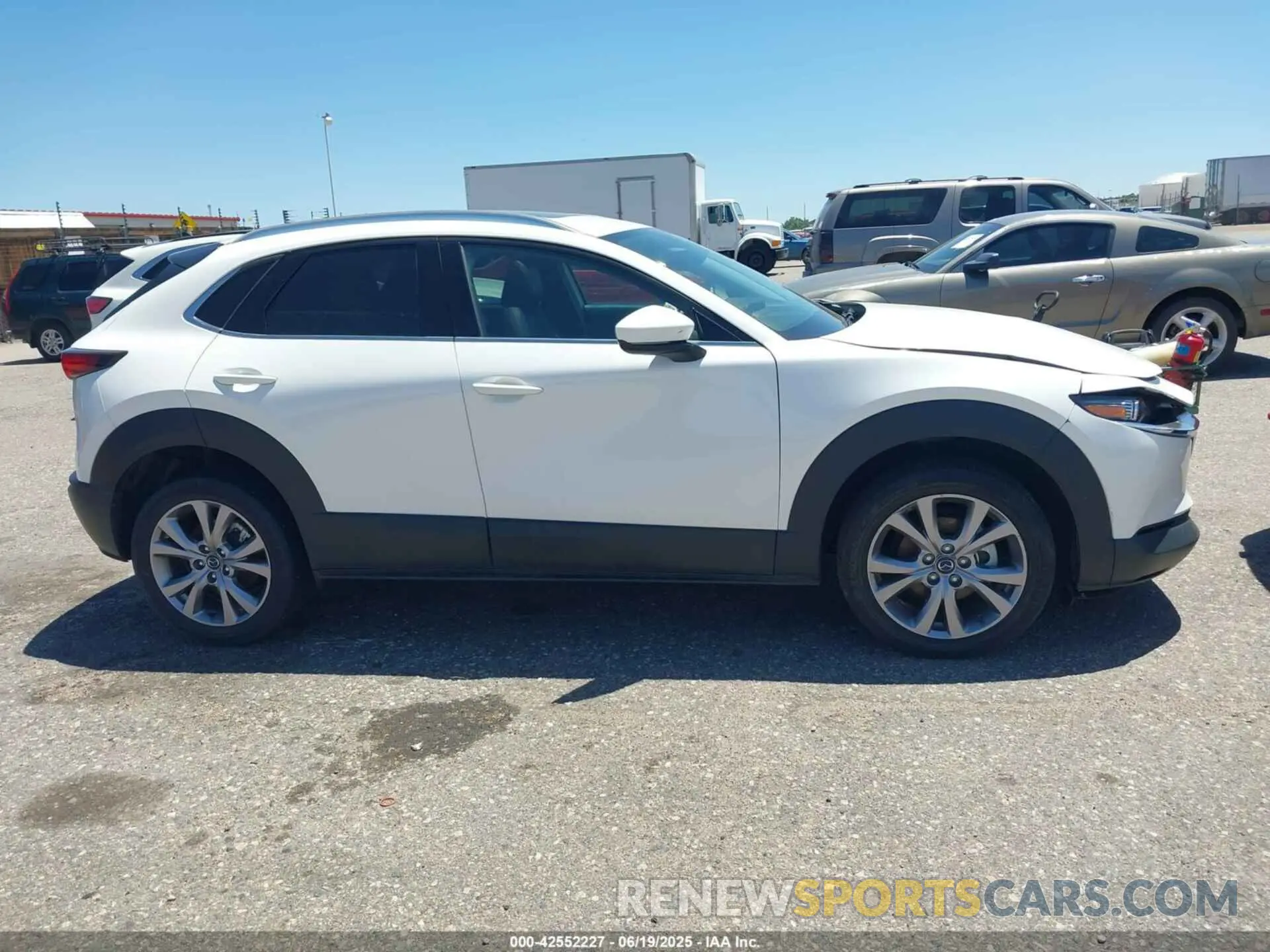 13 Photograph of a damaged car 3MVDMBDM4MM222153 MAZDA CX-30 2021