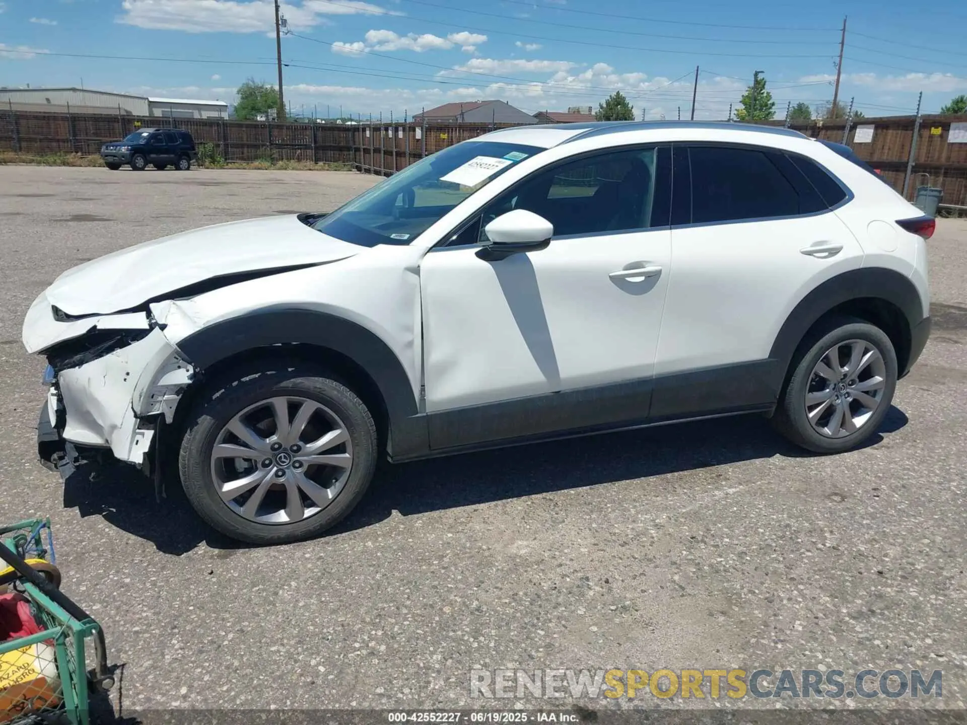 2 Photograph of a damaged car 3MVDMBDM4MM222153 MAZDA CX-30 2021
