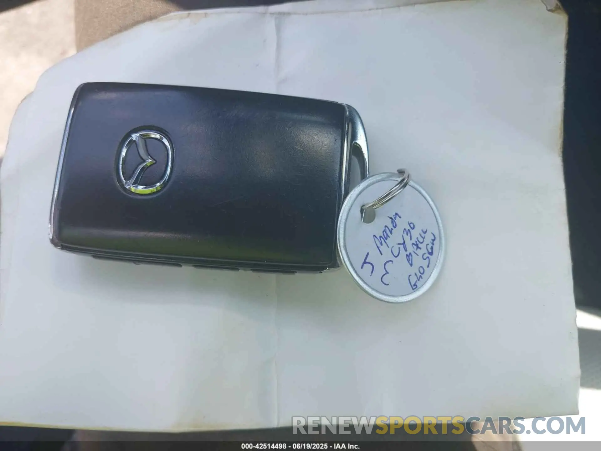 11 Photograph of a damaged car 3MVDMBDM5MM216605 MAZDA CX-30 2021