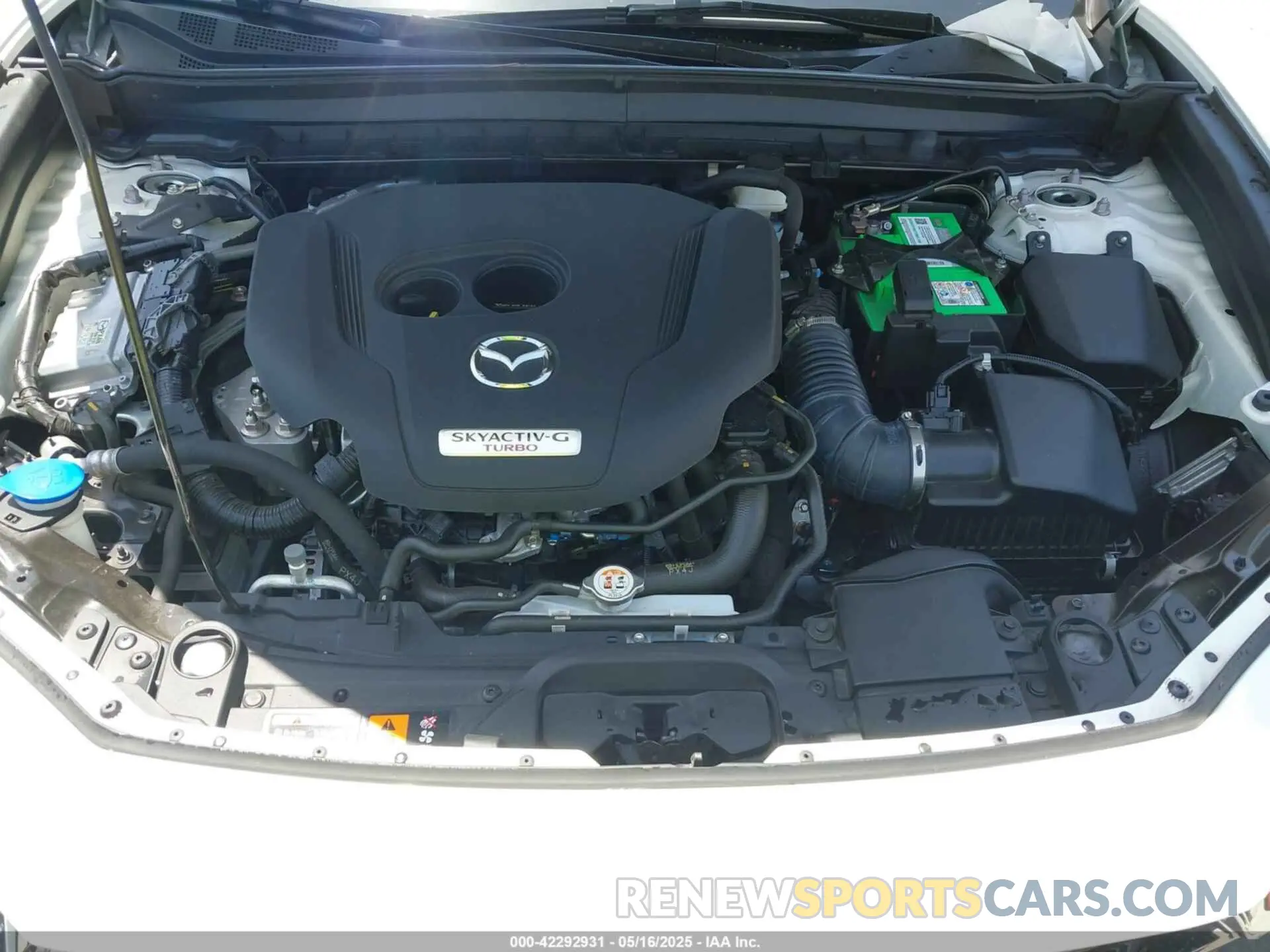 10 Photograph of a damaged car 3MVDMBDY5MM266469 MAZDA CX-30 2021