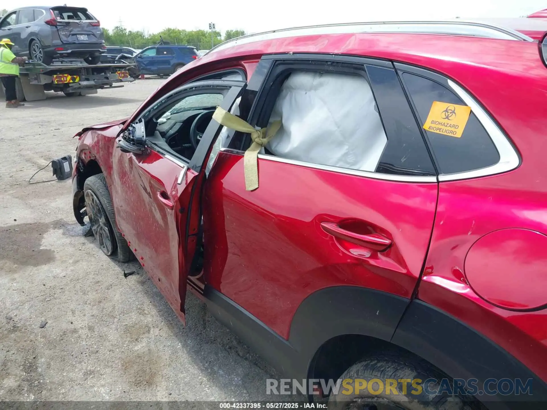 13 Photograph of a damaged car 3MVDMBDY5MM307831 MAZDA CX-30 2021