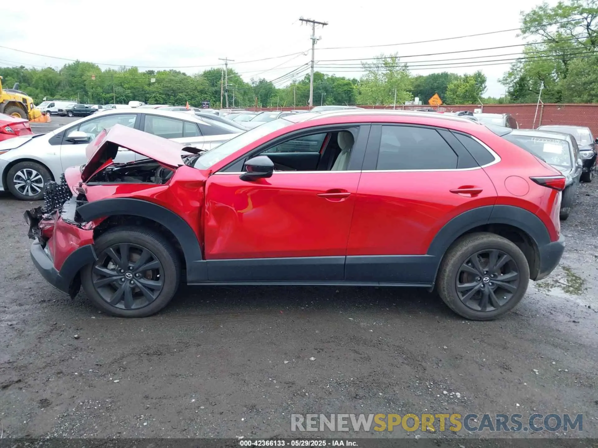 14 Photograph of a damaged car 3MVDMBEY2MM257128 MAZDA CX-30 2021