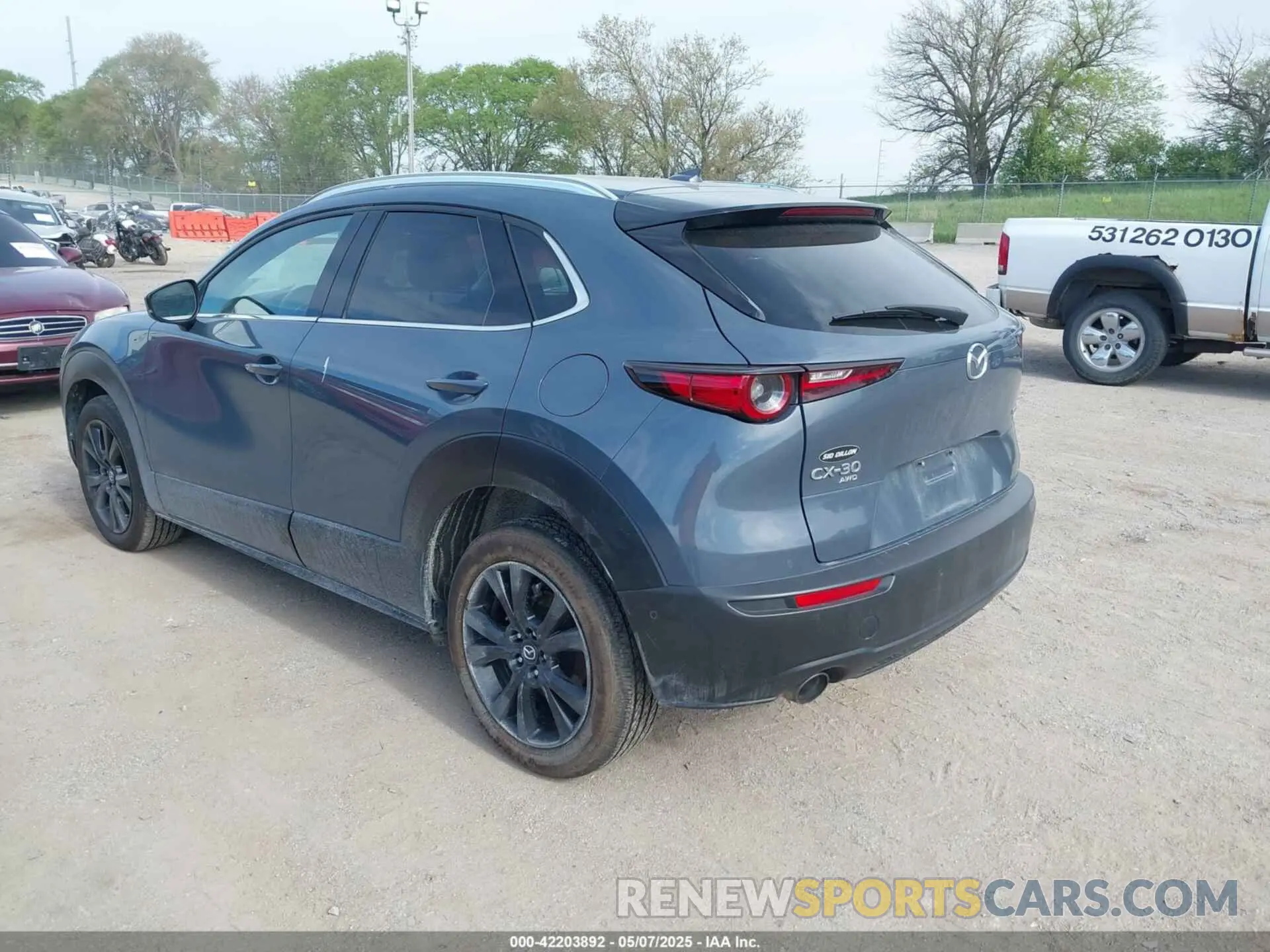 3 Photograph of a damaged car 3MVDMBEY7MM308316 MAZDA CX-30 2021