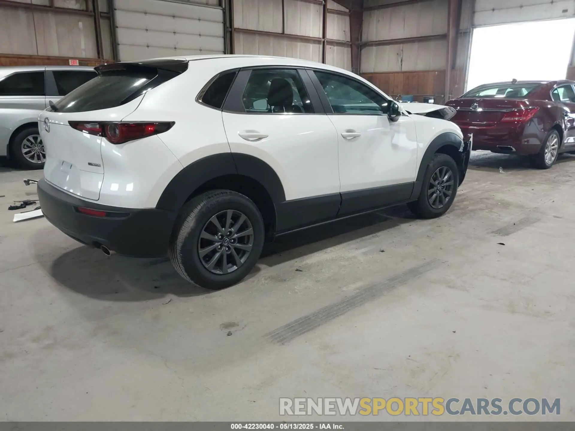 4 Photograph of a damaged car 3MVDMBAL4NM448836 MAZDA CX-30 2022