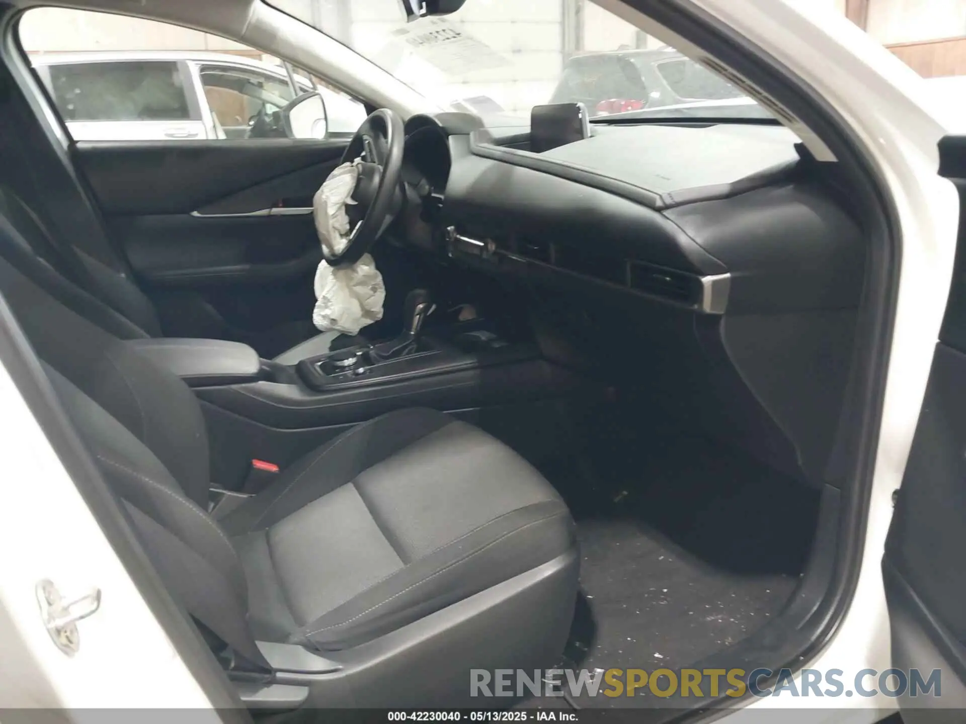5 Photograph of a damaged car 3MVDMBAL4NM448836 MAZDA CX-30 2022