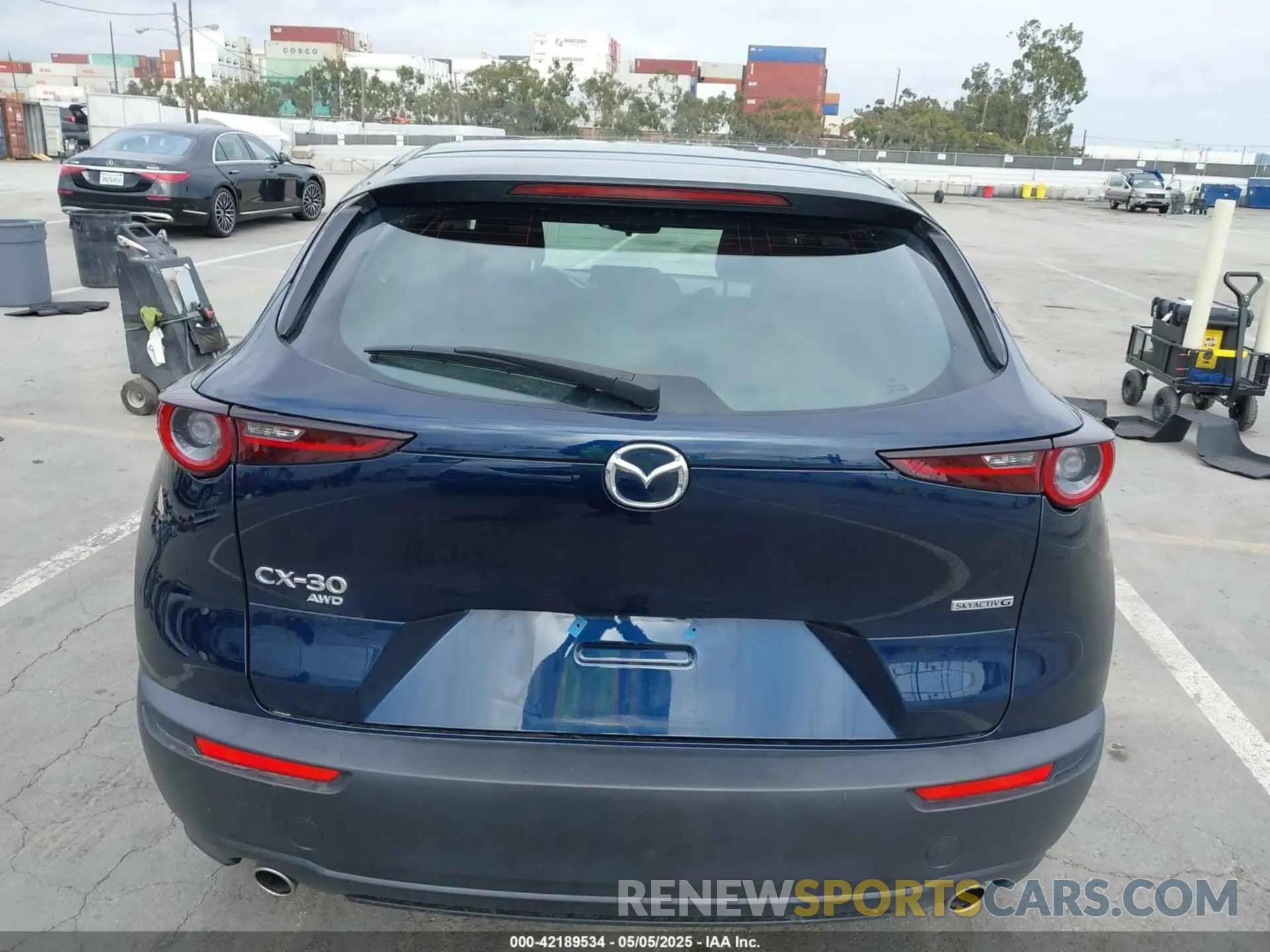 16 Photograph of a damaged car 3MVDMBAL6NM401498 MAZDA CX-30 2022